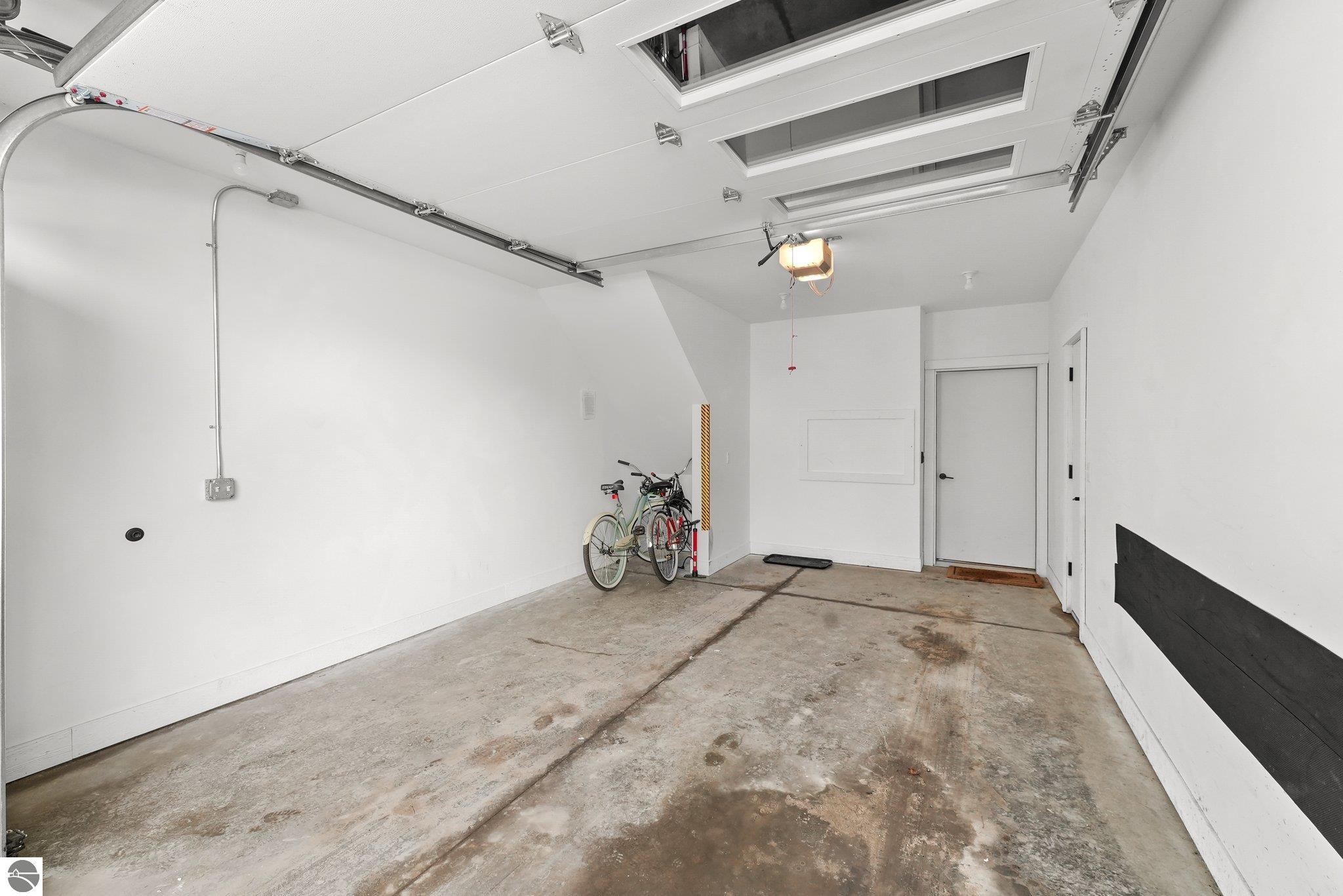Traverse City, Michigan, 49684, United States, 2 Bedrooms Bedrooms, ,1 BathroomBathrooms,Residential,For Sale,2024704