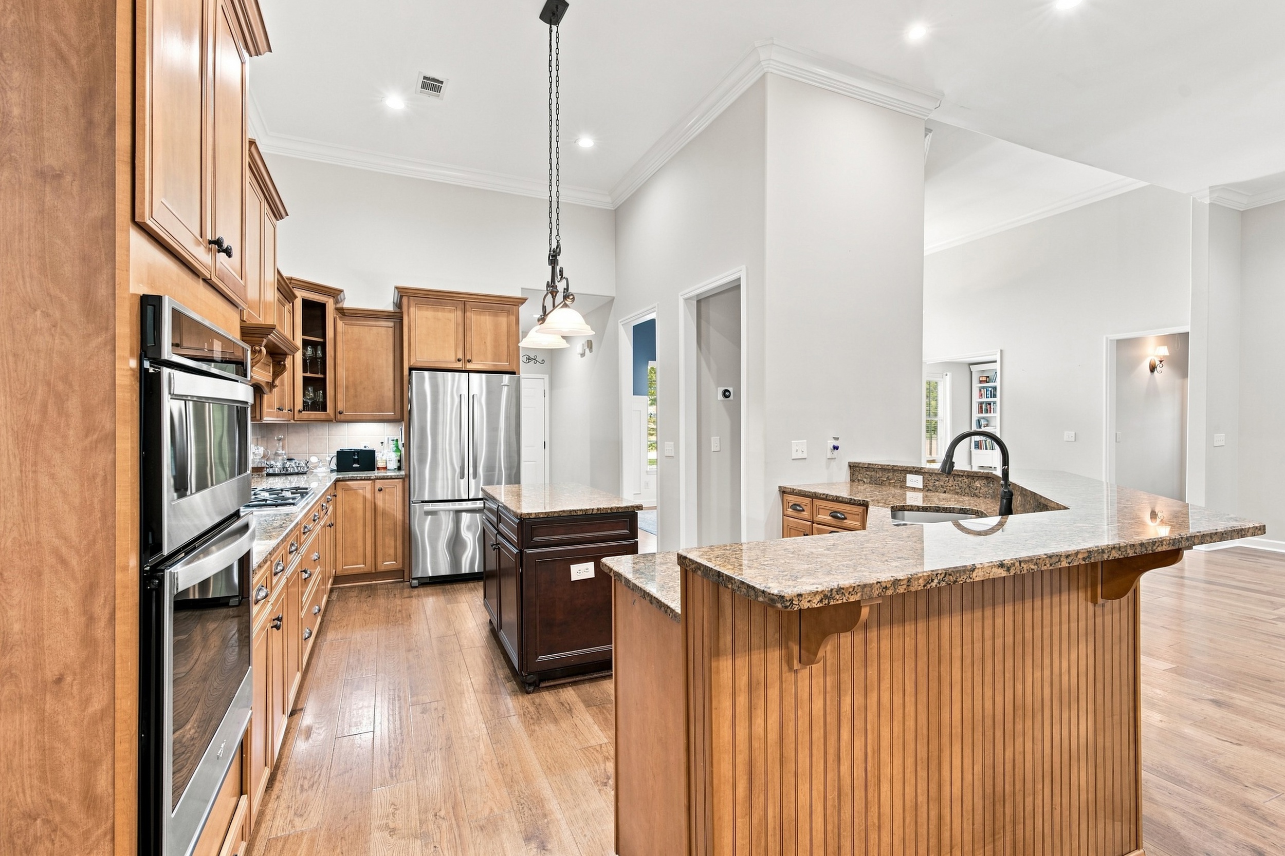  8305 Anslee Way NW - 物件實景