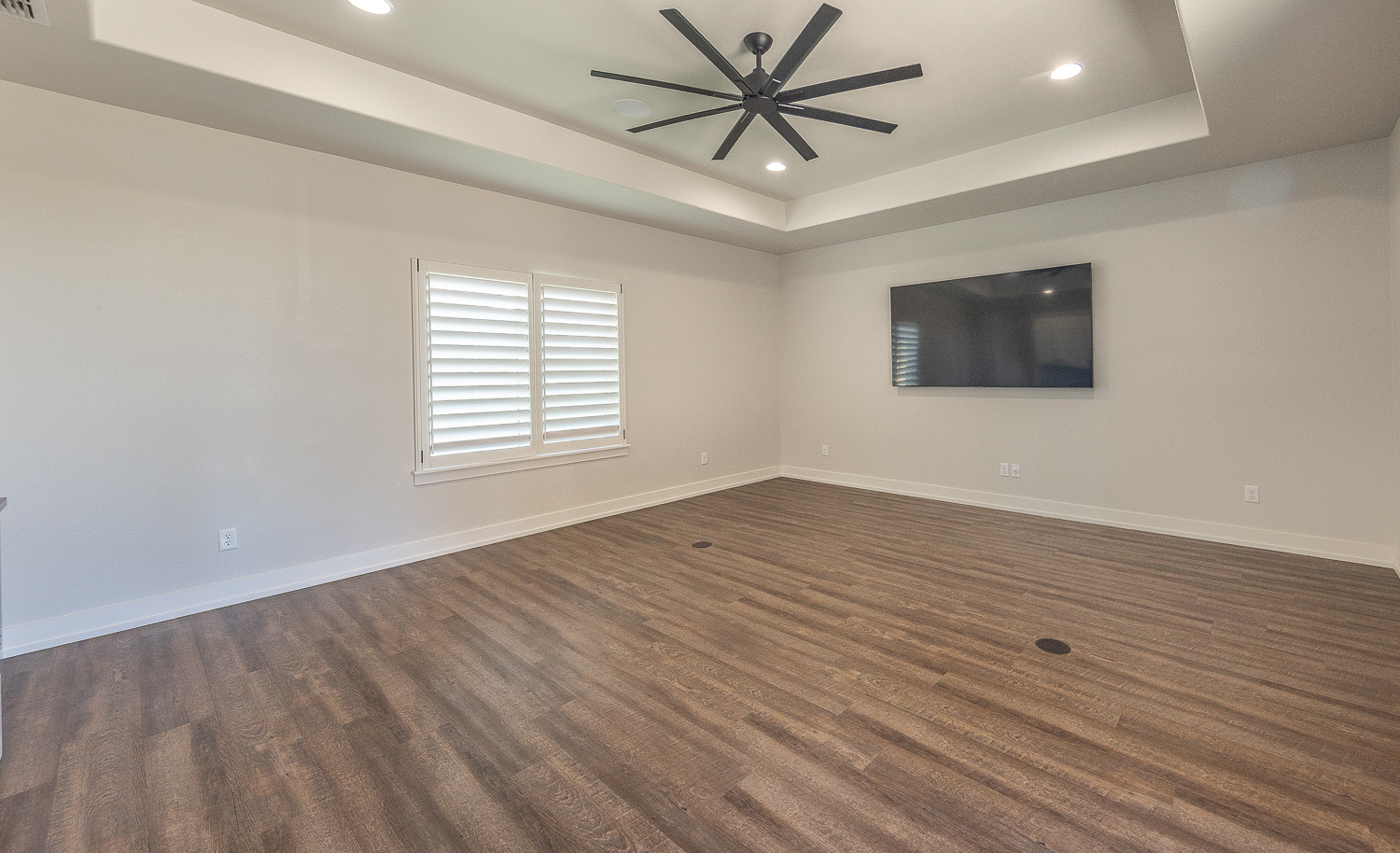 Lubbock, Texas, 79424, United States, 4 Bedrooms Bedrooms, ,5 BathroomsBathrooms,Residential,For Sale,1901517
