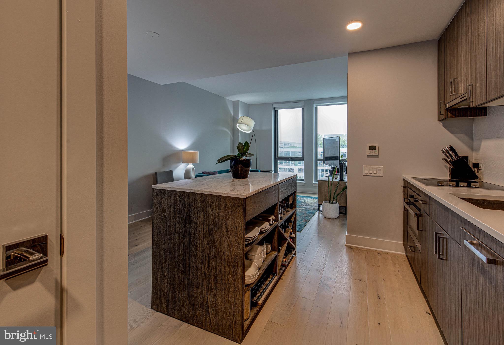 Washington, District of Columbia, 20003, United States, 2 Bedrooms Bedrooms, ,1 BathroomBathrooms,Residential,For Sale,1895194