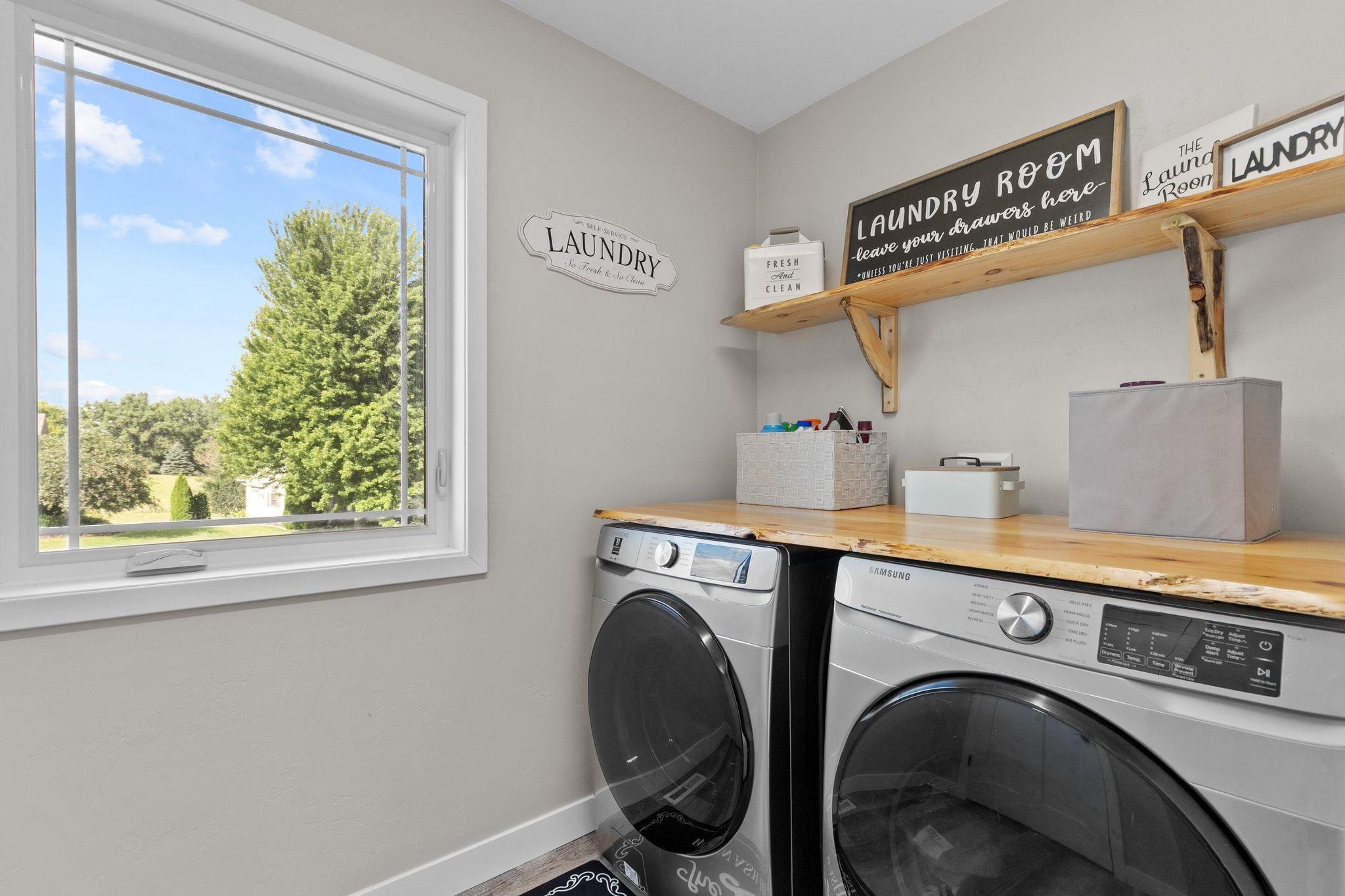 Sherwood, Wisconsin, 54169, United States, 4 Bedrooms Bedrooms, ,4 BathroomsBathrooms,Residential,For Sale,1977461