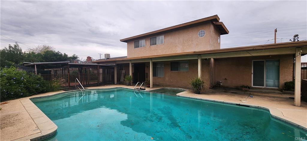 Bloomington, California, 92316, United States, 5 Bedrooms Bedrooms, ,2 BathroomsBathrooms,Residential,For Sale,2008810