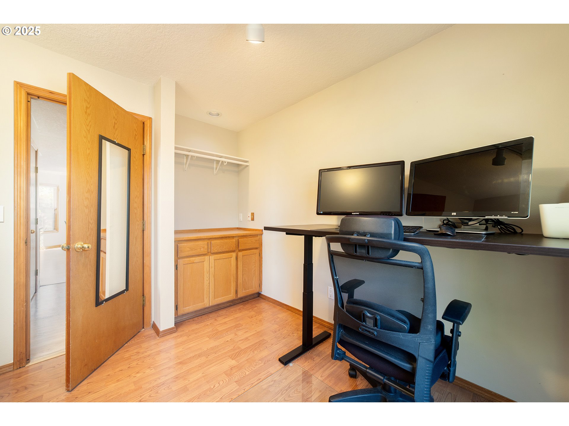 Clackamas, Oregon, 97015, United States, 3 Bedrooms Bedrooms, ,2 BathroomsBathrooms,Residential,For Sale,1868784