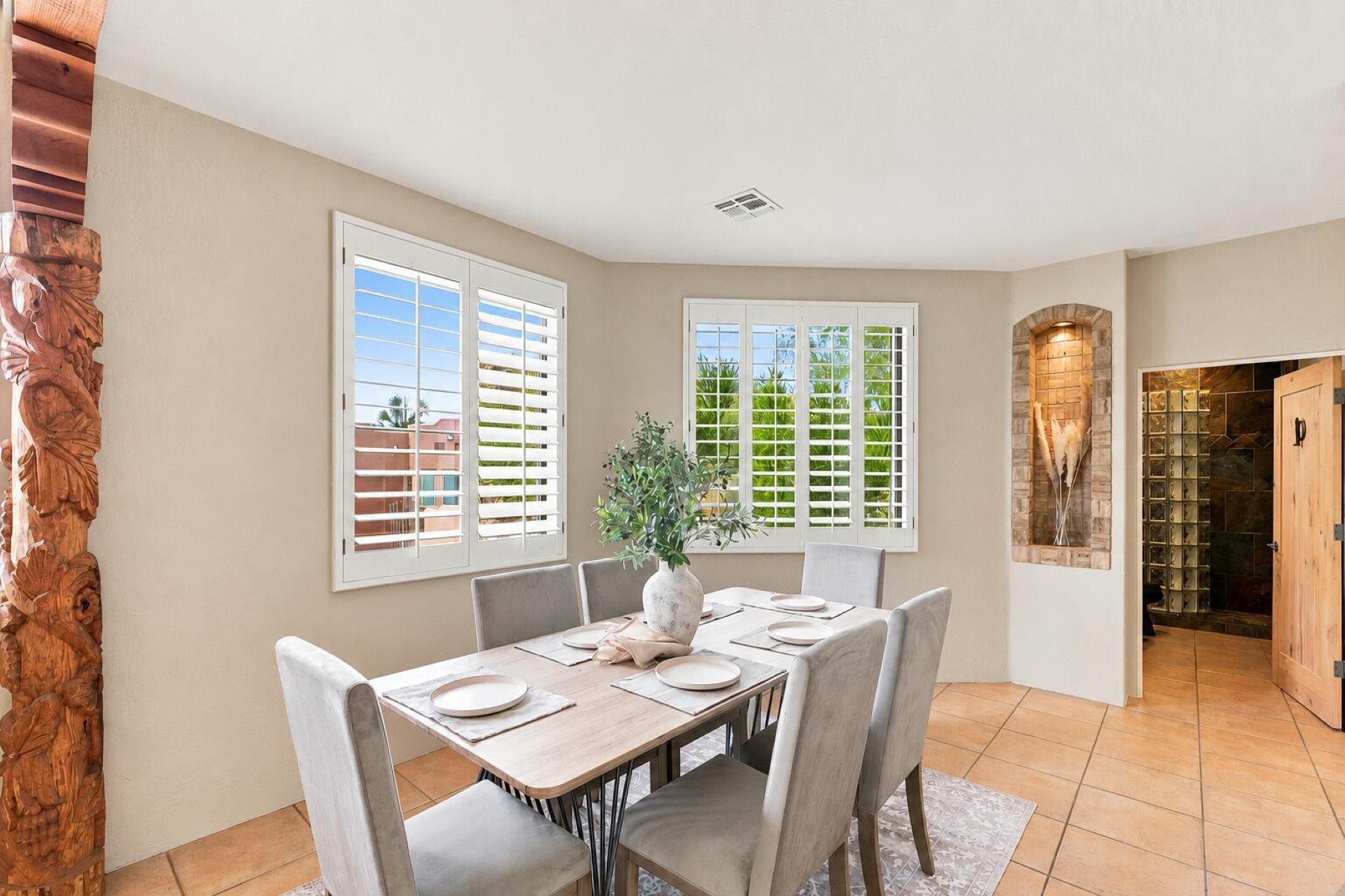  1732 E Gelding Dr¦Phoenix, AZ - 物件實景