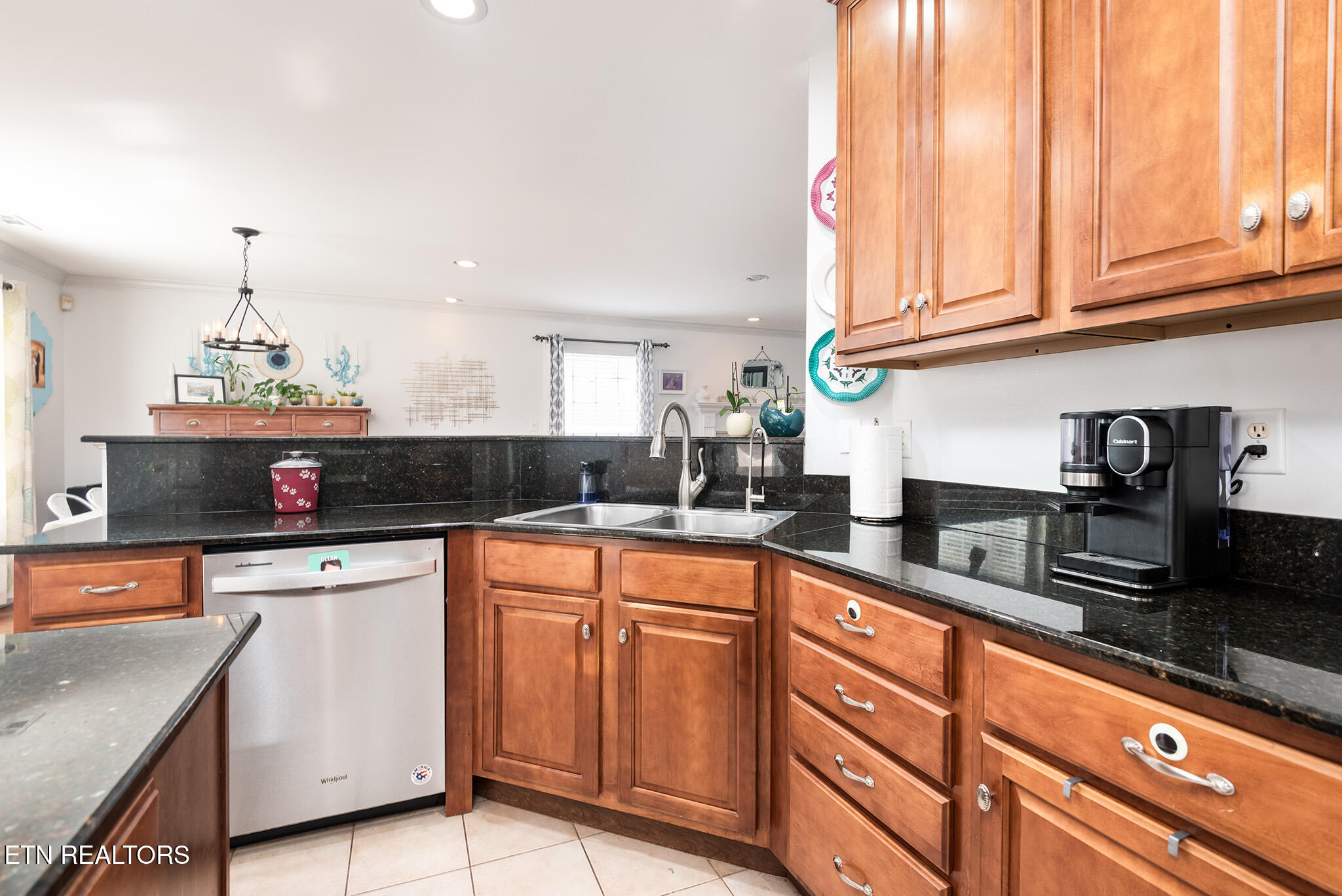 Knoxville, Tennessee, 37919, United States, 3 Bedrooms Bedrooms, ,3 BathroomsBathrooms,Residential,For Sale,1975147