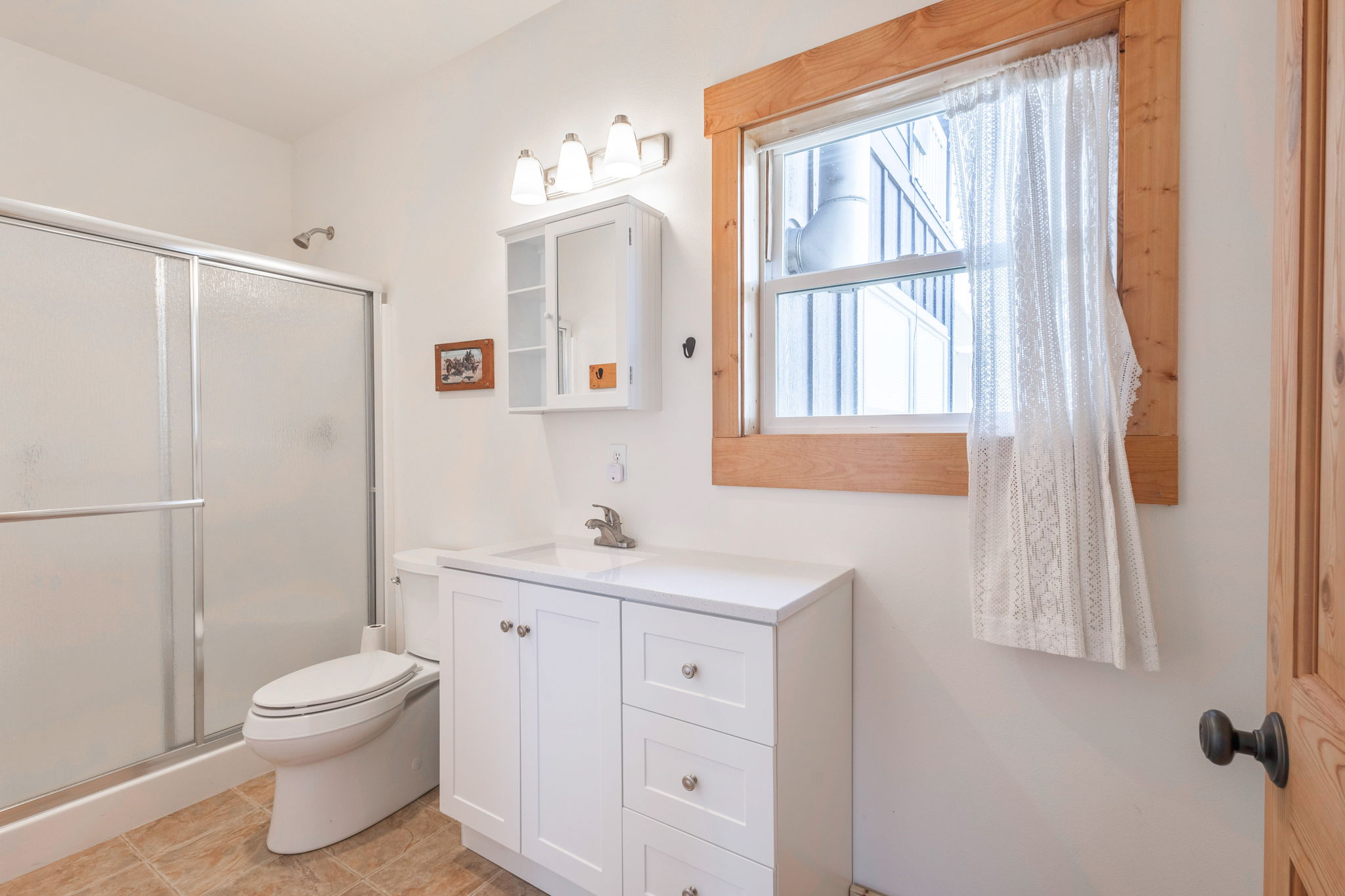 Prineville, Oregon, 97754, United States, 3 Bedrooms Bedrooms, ,3 BathroomsBathrooms,Residential,For Sale,1787892