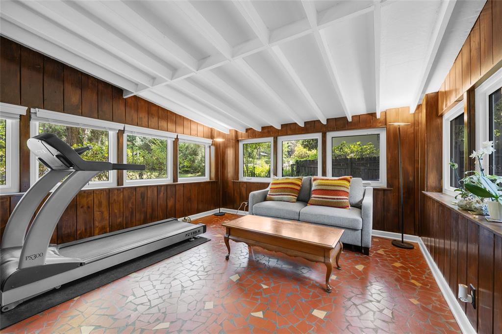 Gainesville, Florida, 32605, United States, 4 Bedrooms Bedrooms, ,3 BathroomsBathrooms,Residential,For Sale,1908257