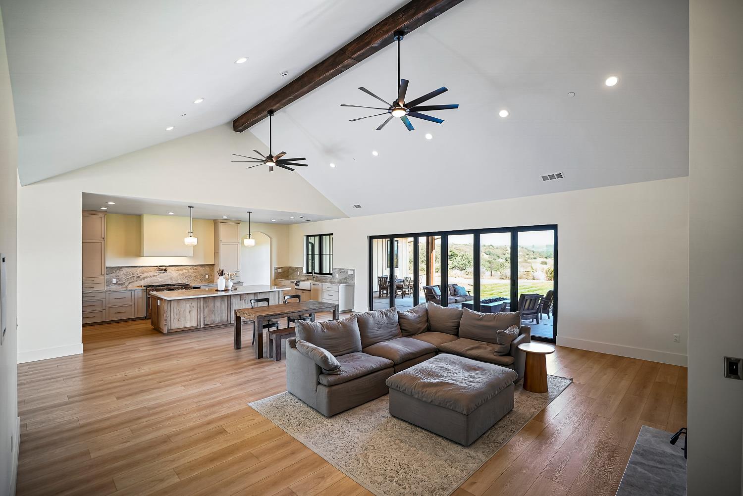 Burson, California, 95225, United States, 4 Bedrooms Bedrooms, ,4 BathroomsBathrooms,Residential,For Sale,2040271