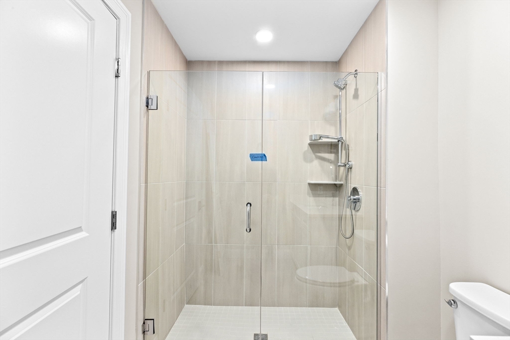 Milton, Massachusetts, 02186, United States, 2 Bedrooms Bedrooms, ,2 BathroomsBathrooms,Residential,For Sale,1907796
