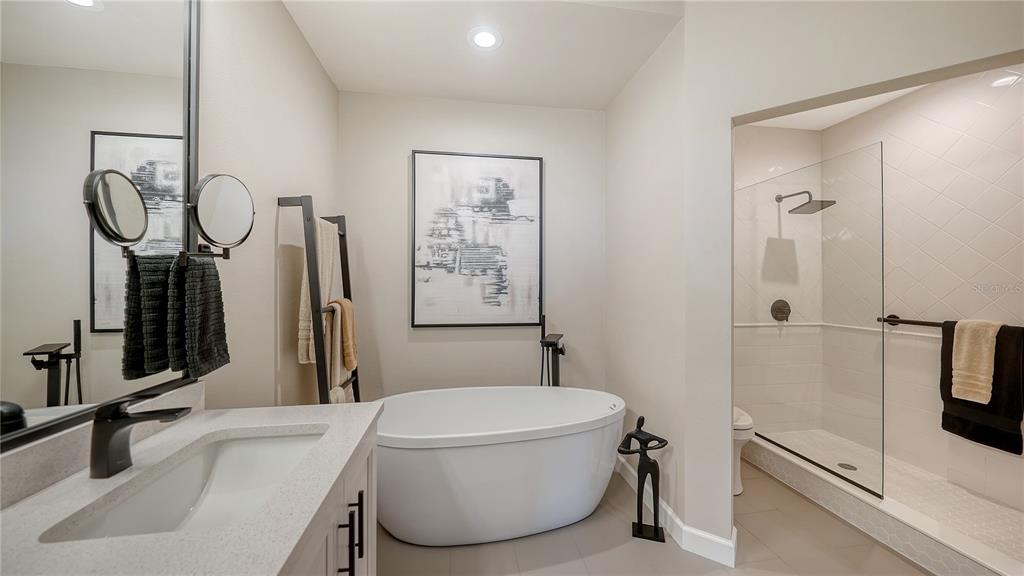 Sarasota, Florida, 34231, United States, 3 Bedrooms Bedrooms, ,2 BathroomsBathrooms,Residential,For Sale,2003506