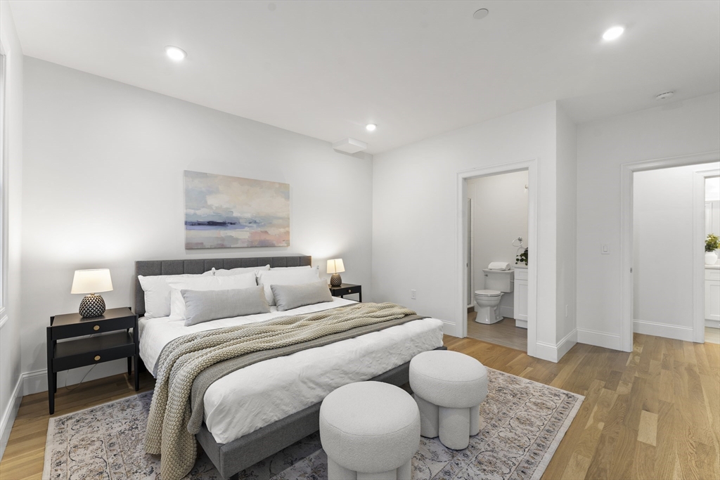 Marlborough, Massachusetts, 01752, United States, 2 Bedrooms Bedrooms, ,2 BathroomsBathrooms,Residential,For Sale,2000469