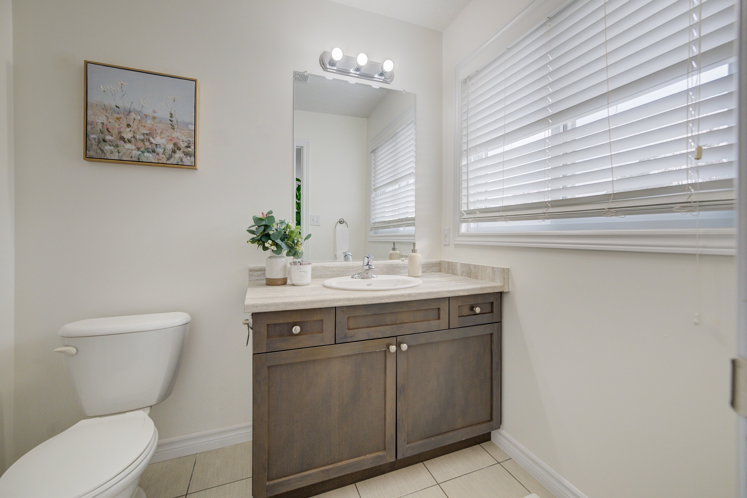  Freehold Townhouse in Waterloo - 物件實景