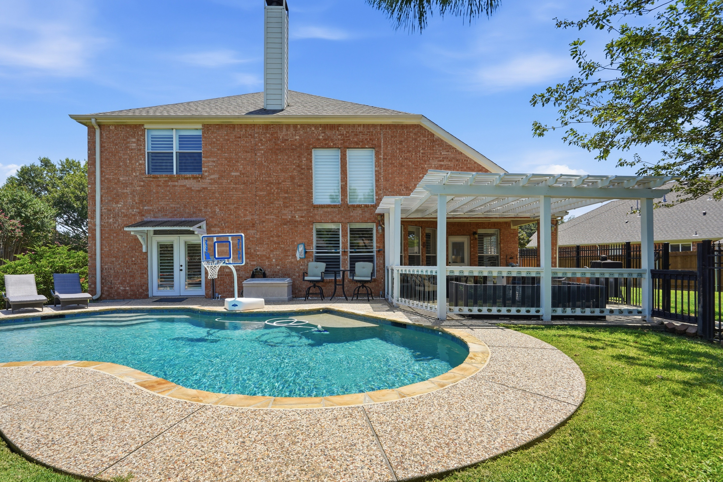  Private Greenbelt Living in Flower Mound - 物件實景