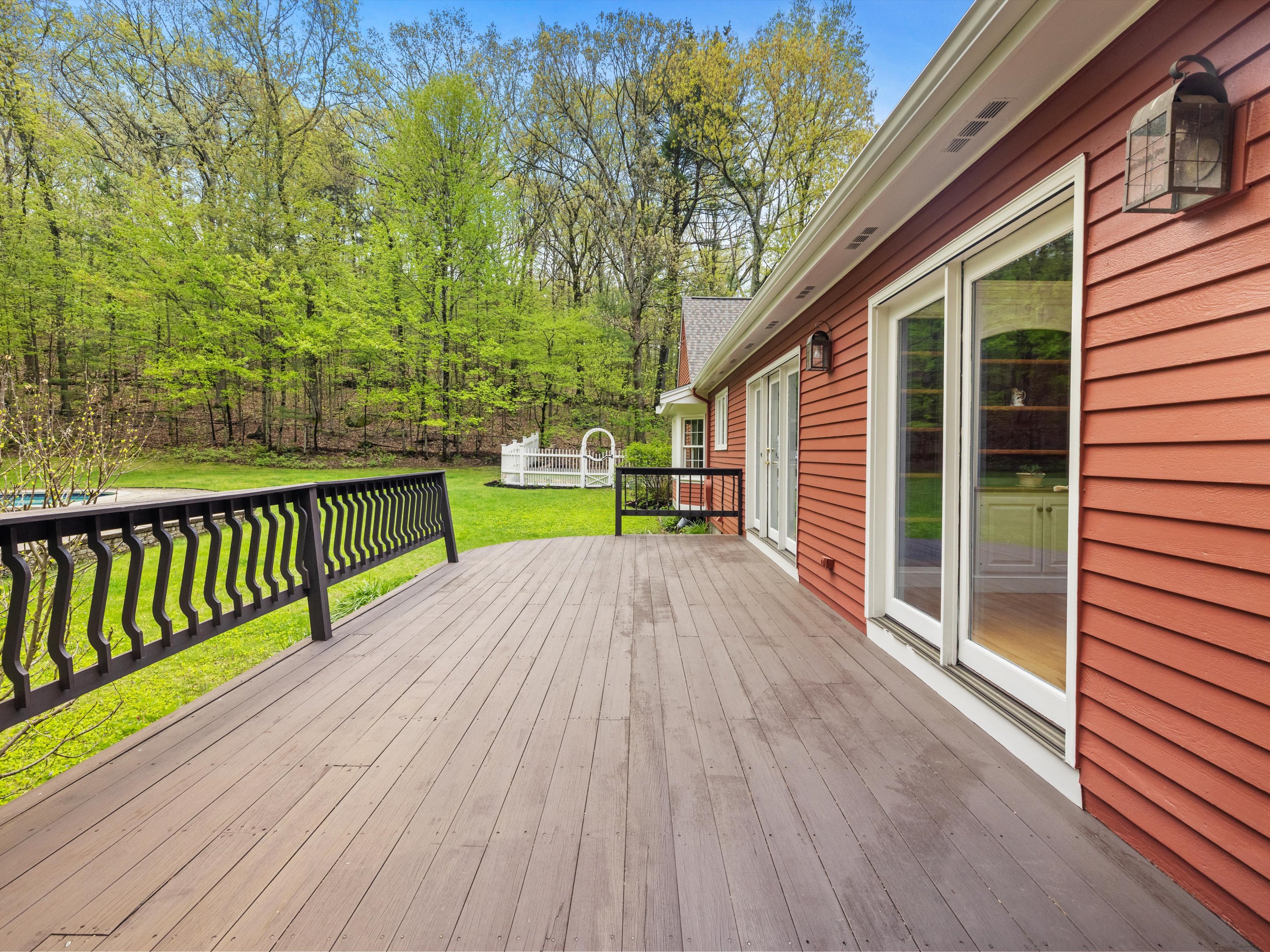  Stunning Fay Acres Colonial on almost 8 acres of land - 物件實景