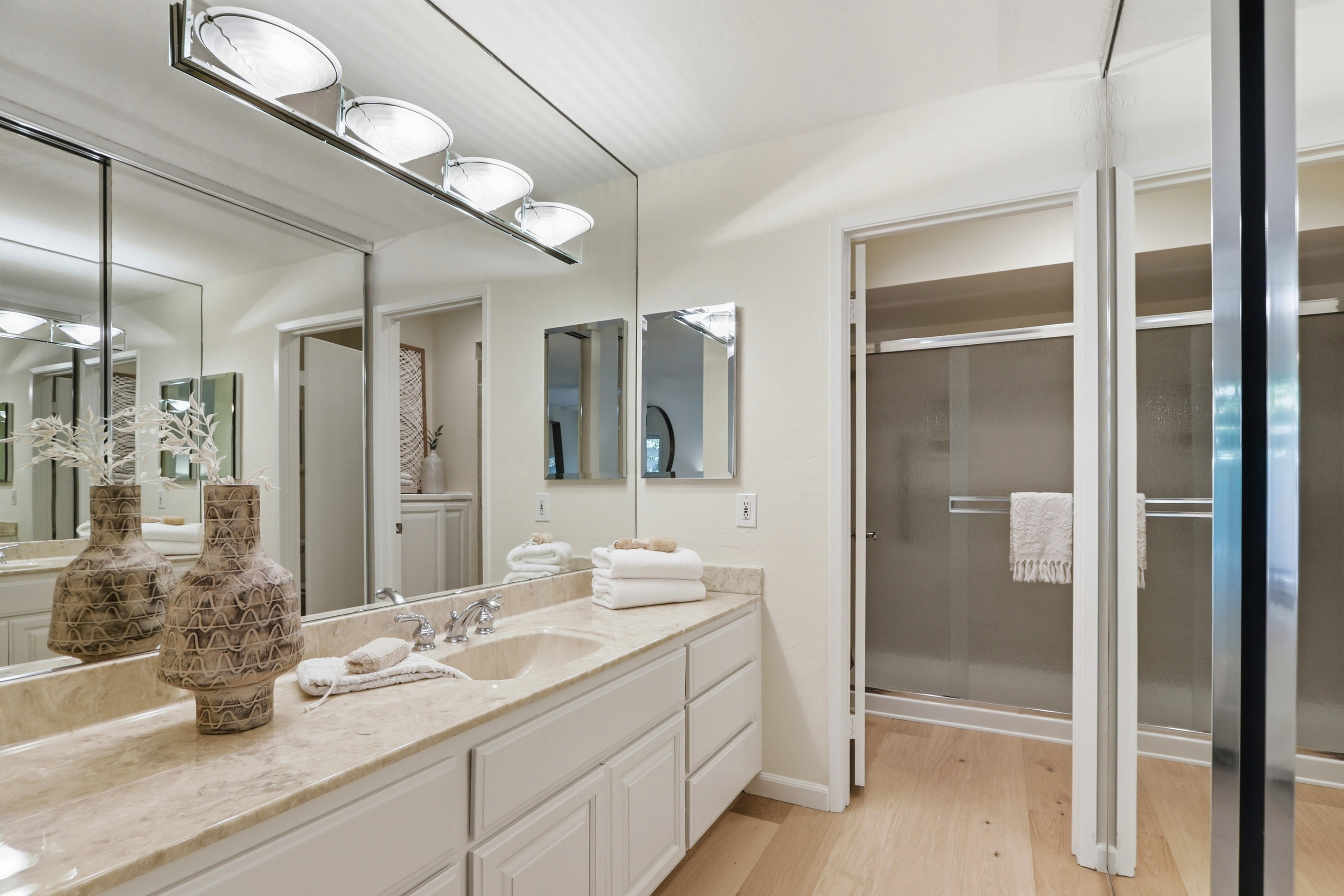  Updated Willow Glen Townhome - 物件實景