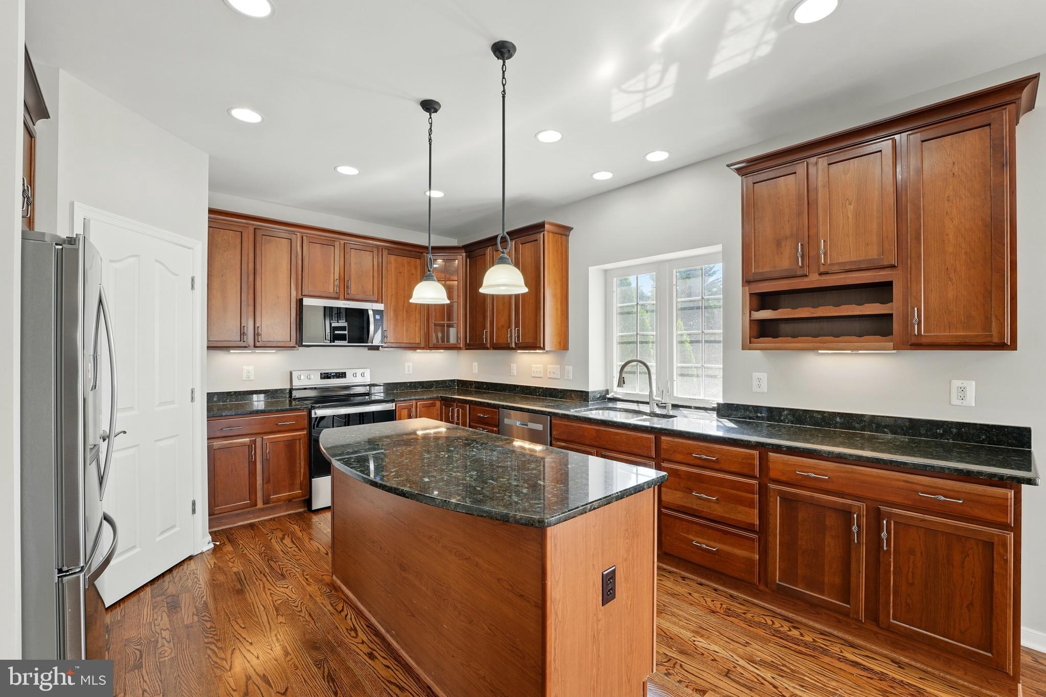 Culpeper, Virginia, 22701, United States, 5 Bedrooms Bedrooms, ,5 BathroomsBathrooms,Residential,For Sale,1841439
