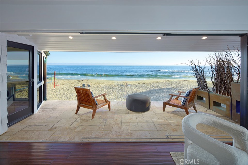 2800 Ocean Front, Laguna Beach, California, 92651, United States, 8 Bedrooms Bedrooms, ,8 BathroomsBathrooms,Residential,For Sale,2800 Ocean Front,1555141