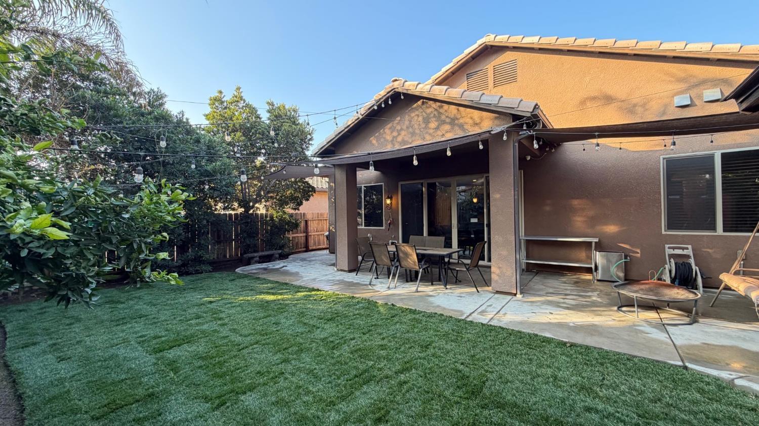 Fresno, California, 93723, United States, 4 Bedrooms Bedrooms, ,3 BathroomsBathrooms,Residential,For Sale,2010730