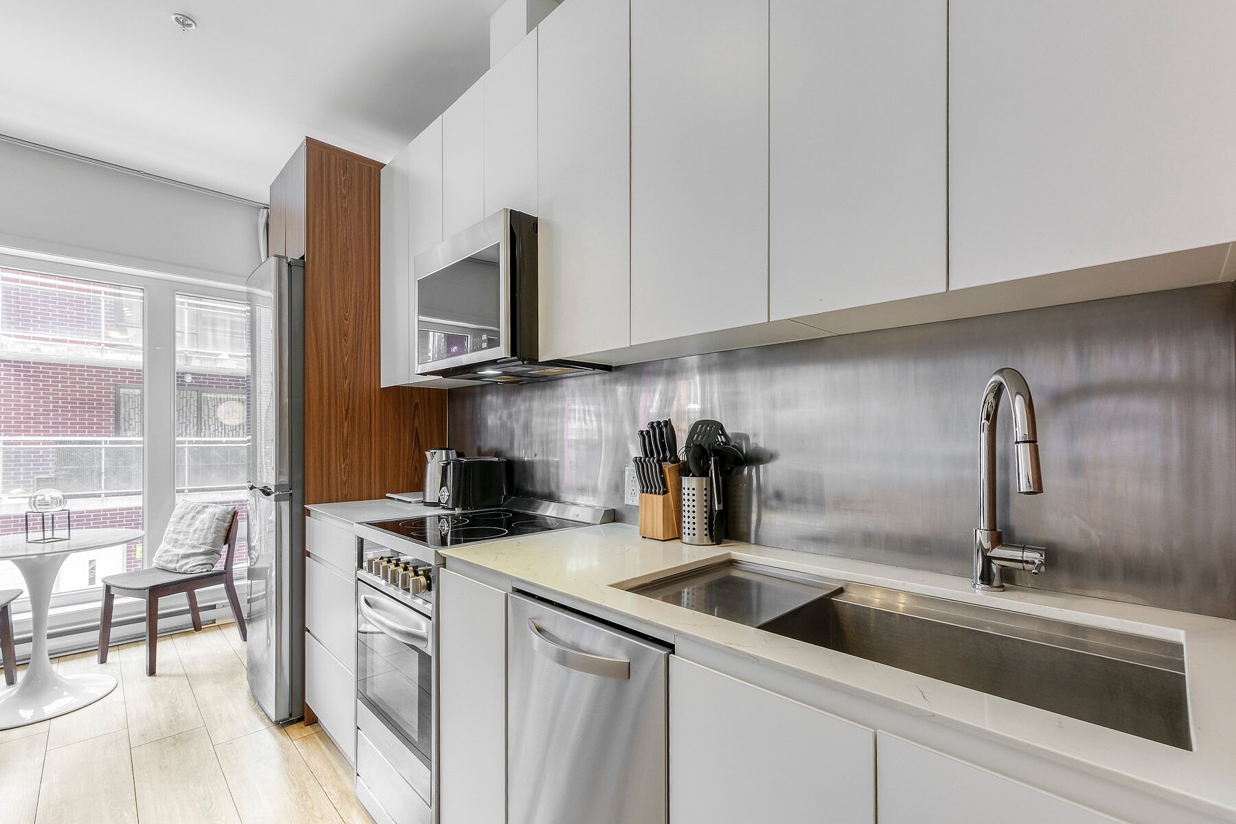  Downtown Pied-à-terre - 物件實景