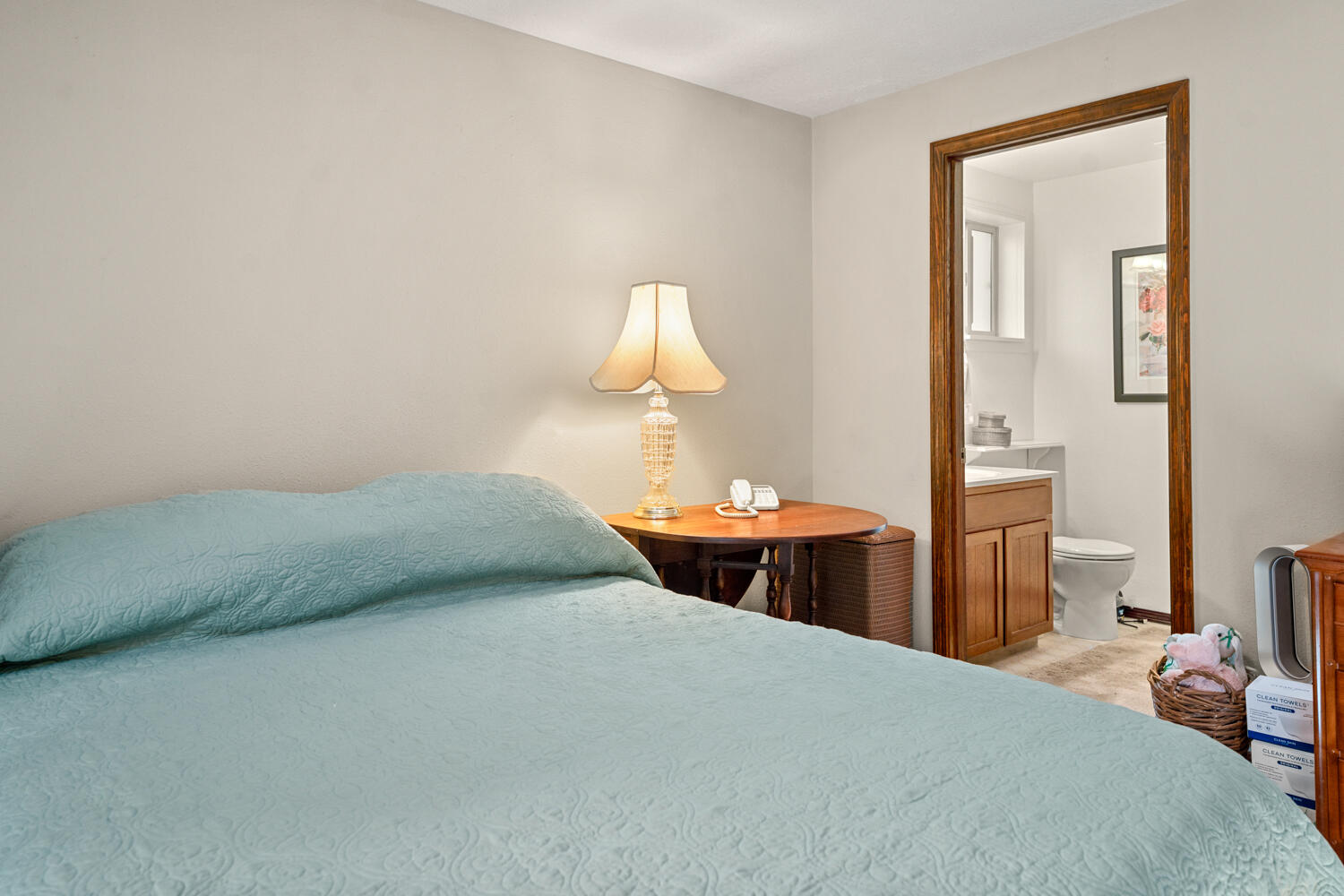 Bend, Oregon, 97702, United States, 2 Bedrooms Bedrooms, ,2 BathroomsBathrooms,Residential,For Sale,1991930