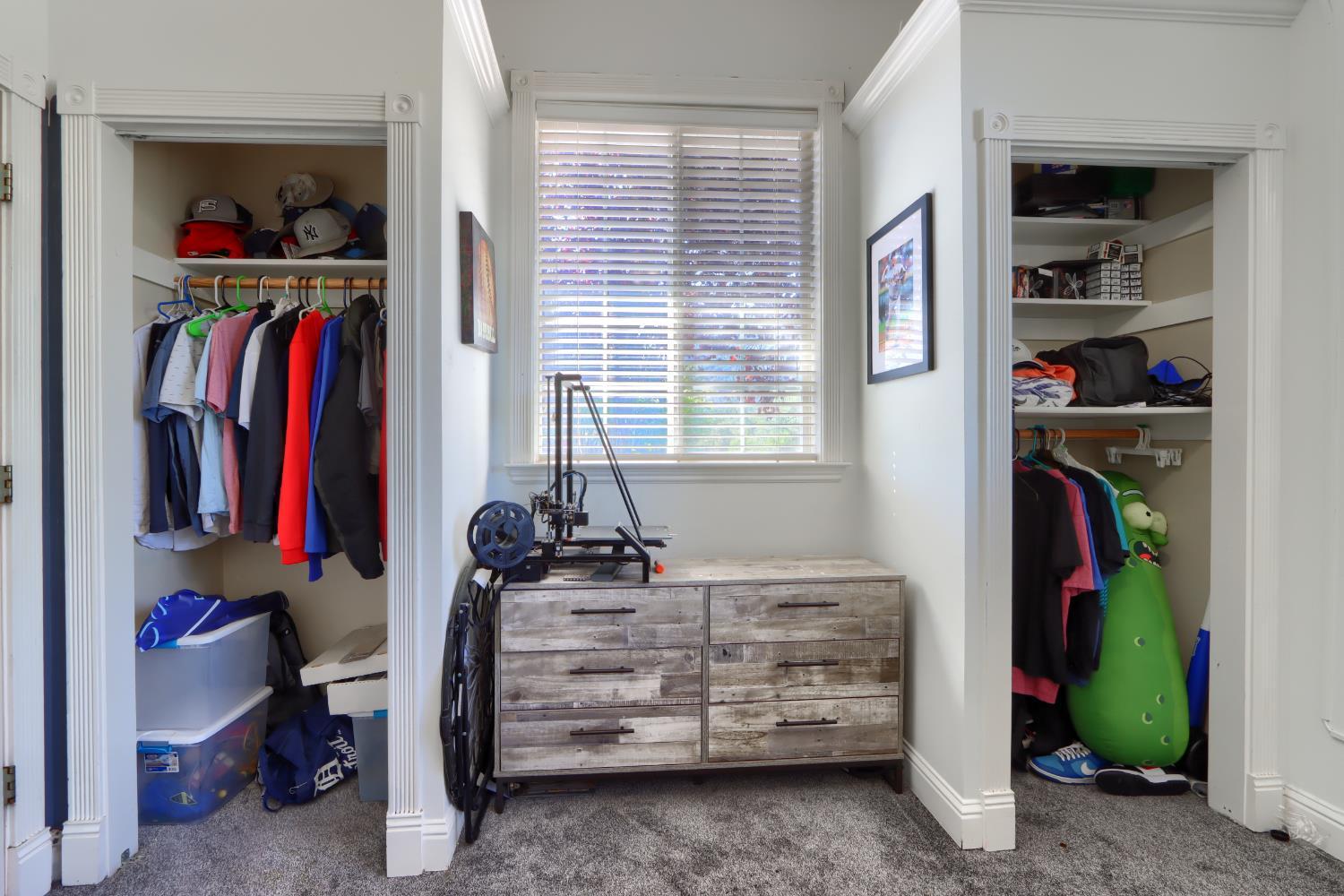 Ahwahnee, California, 93601, United States, 5 Bedrooms Bedrooms, ,4 BathroomsBathrooms,Residential,For Sale,1976799