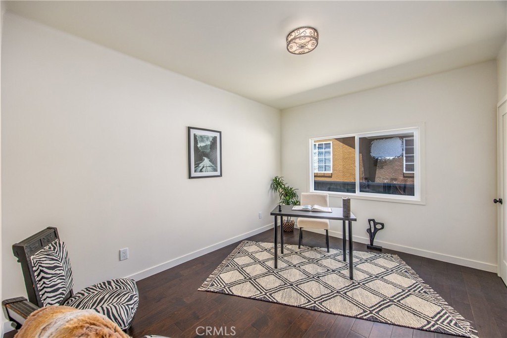 Los Angeles, California, 90043, United States, 3 Bedrooms Bedrooms, ,2 BathroomsBathrooms,Residential,For Sale,1933767