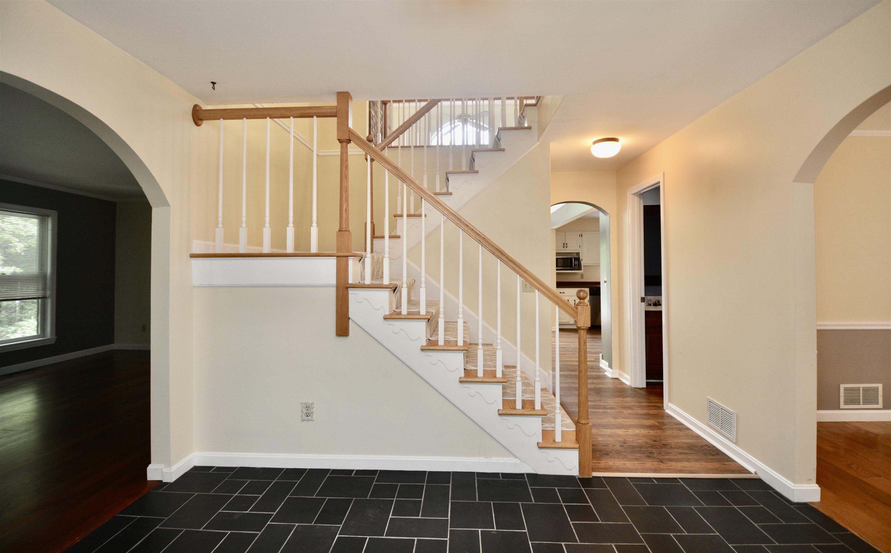 Grantham, New Hampshire, 03753, United States, 3 Bedrooms Bedrooms, ,3 BathroomsBathrooms,Residential,For Sale,1932050