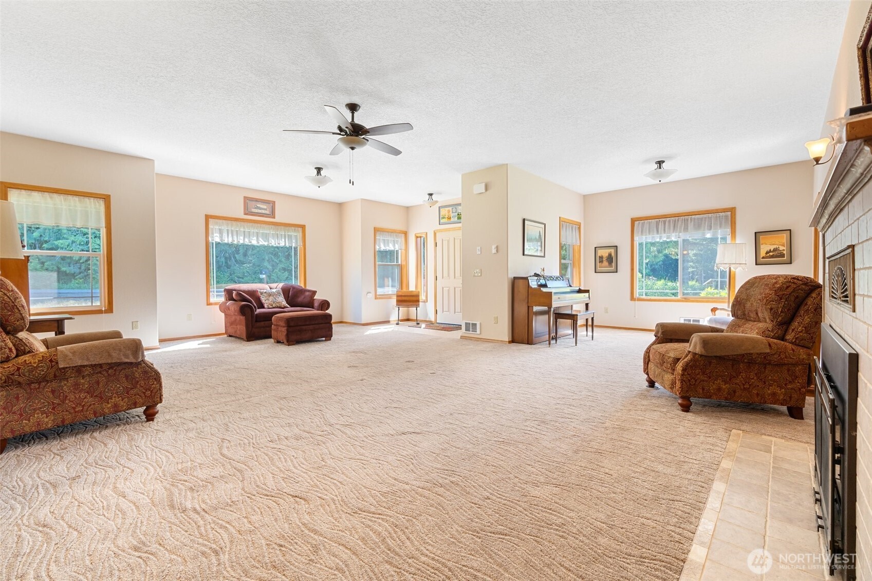 Chehalis, Washington, 98532, United States, 3 Bedrooms Bedrooms, ,1 BathroomBathrooms,Residential,For Sale,1851849