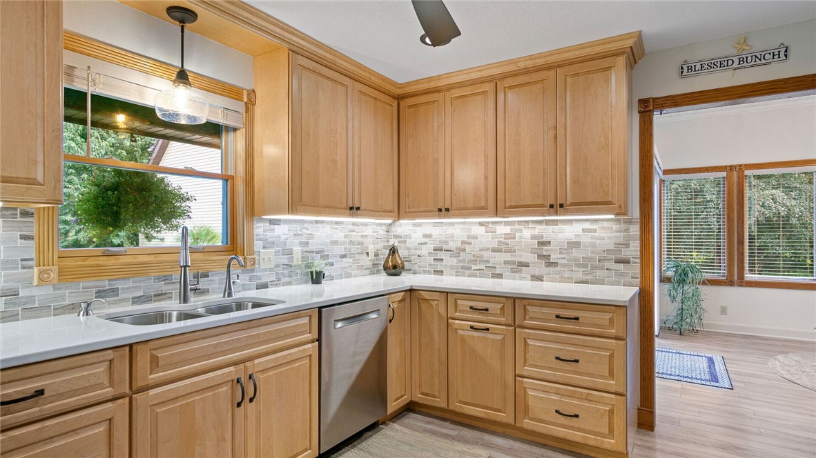 Bloomer, Wisconsin, 54724, United States, 4 Bedrooms Bedrooms, ,3 BathroomsBathrooms,Residential,For Sale,1983863