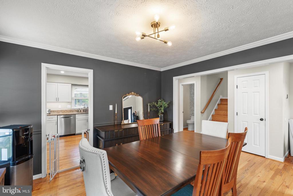 Winchester, Virginia, 22601, United States, 3 Bedrooms Bedrooms, ,2 BathroomsBathrooms,Residential,For Sale,1918203