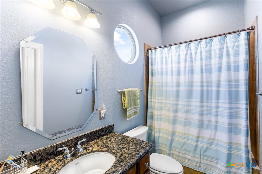 6609 S Tx-35 Highway, Palacios, Texas, 77465, United States, 4 Bedrooms Bedrooms, ,5 BathroomsBathrooms,Residential,For Sale,6609 S Tx-35 Highway,1679897