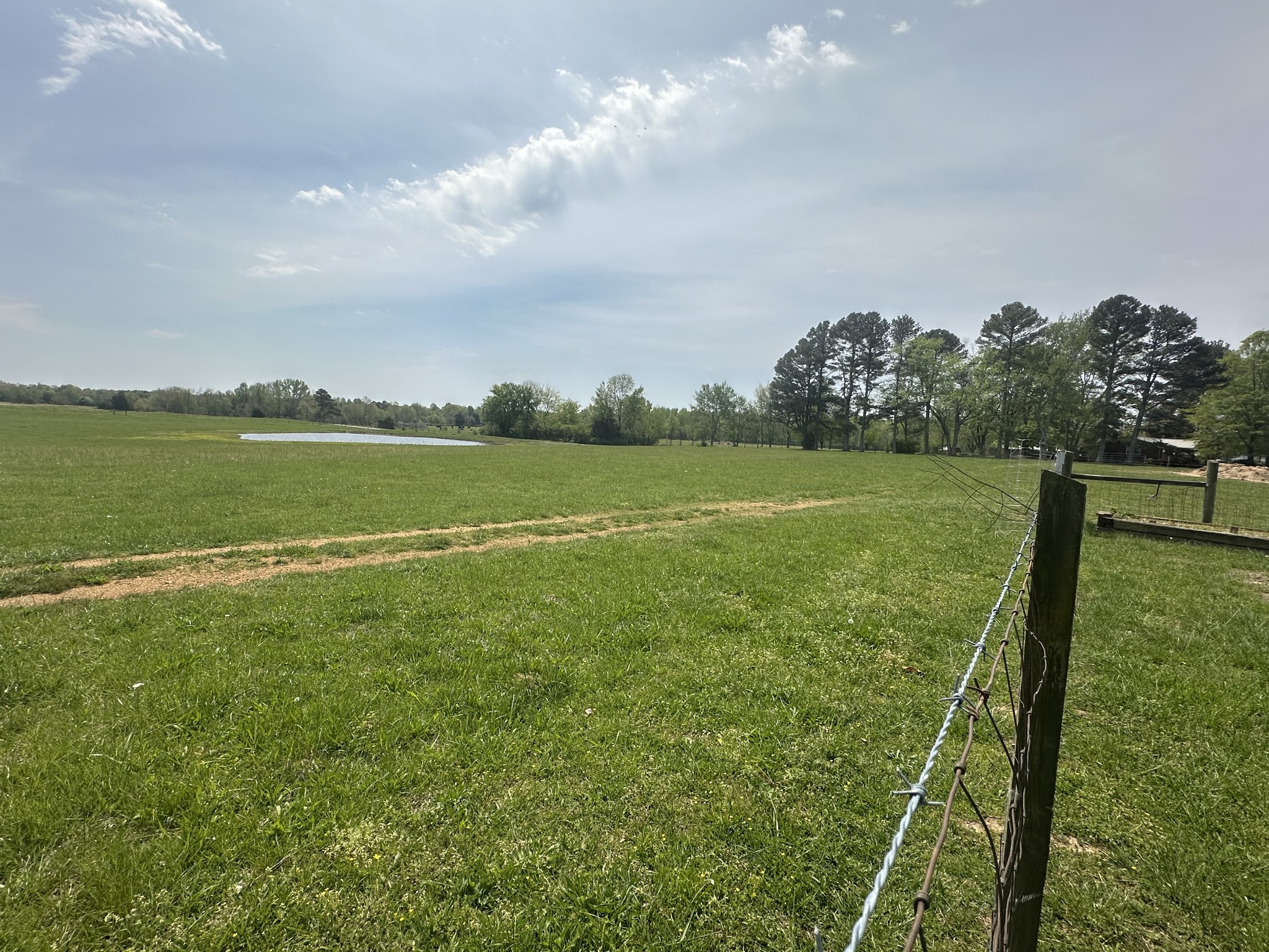 Lawrenceburg, Tennessee, 38464, United States, 3 Bedrooms Bedrooms, ,1 BathroomBathrooms,Residential,For Sale,1767762