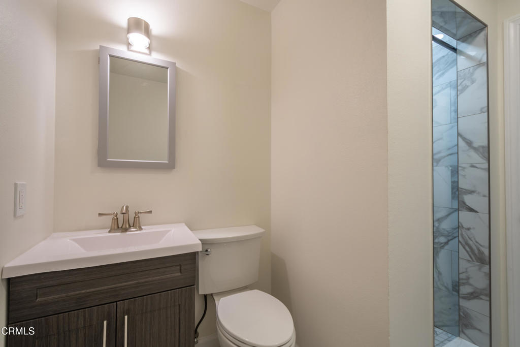 Somis, California, 93066, United States, 7 Bedrooms Bedrooms, ,1 BathroomBathrooms,Residential,For Sale,2049241
