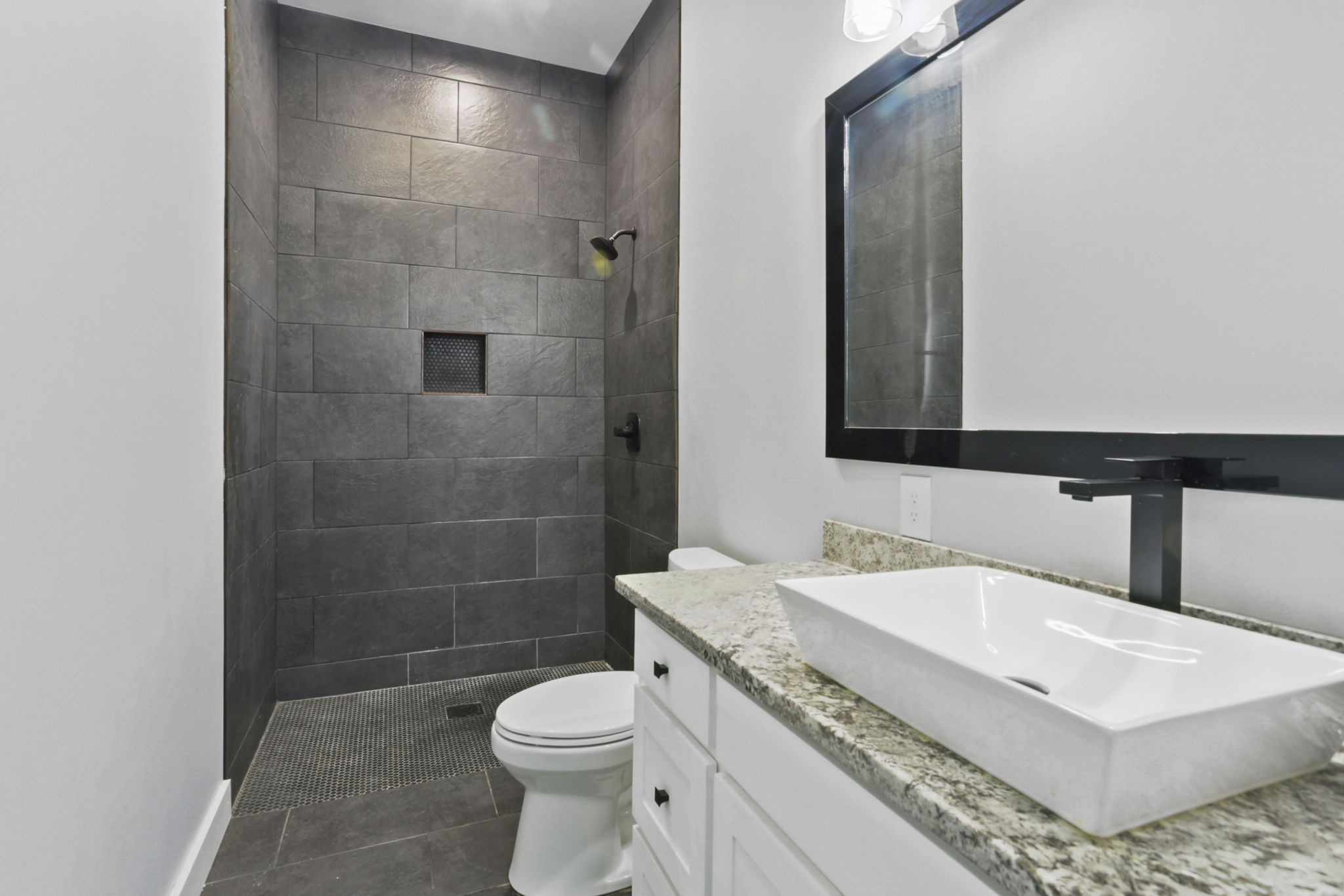 Zachary, Louisiana, 70791, United States, 4 Bedrooms Bedrooms, ,4 BathroomsBathrooms,Residential,For Sale,1998548