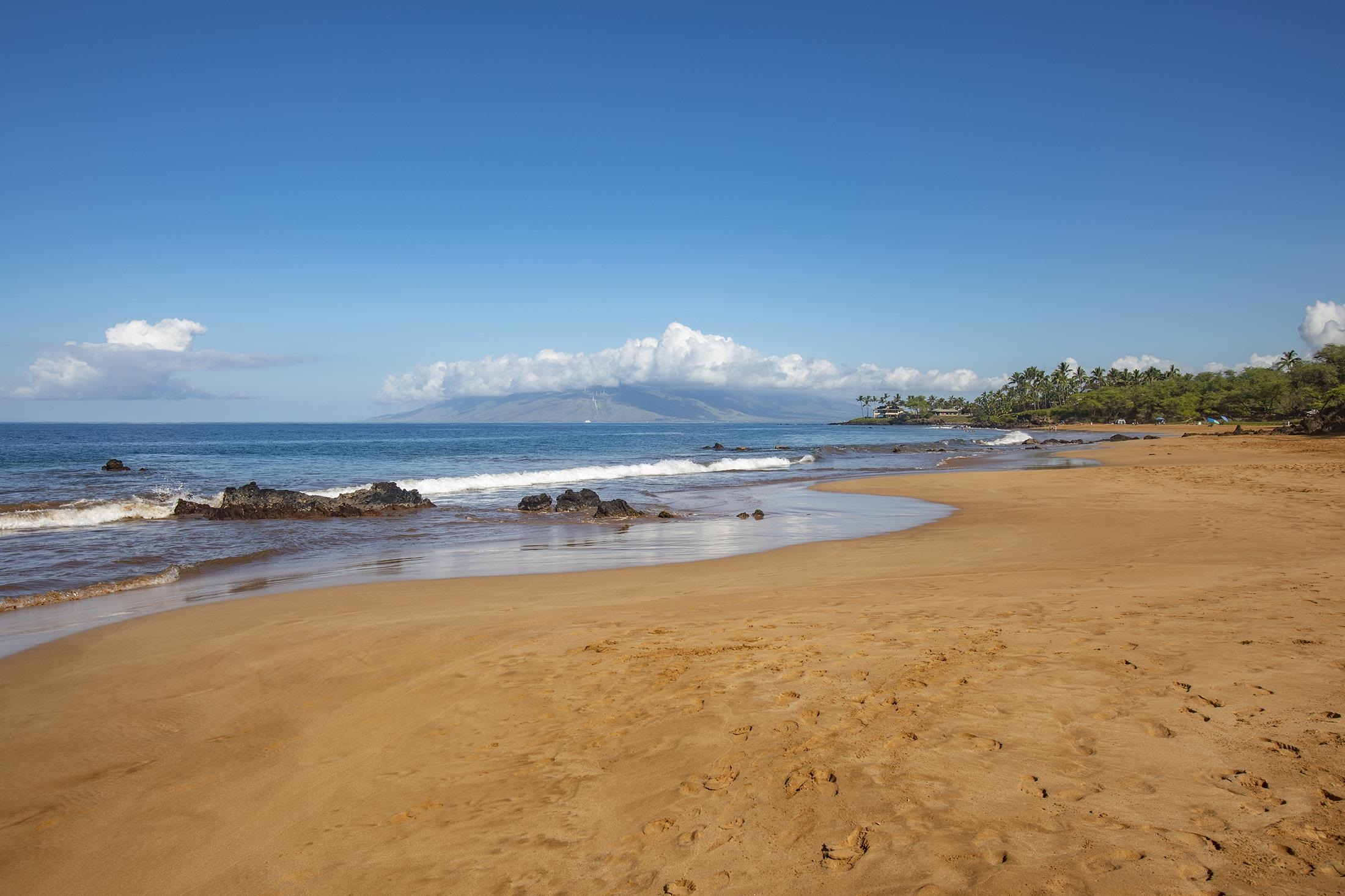 Kihei, Hawaii, 96753-5434, United States, 2 Bedrooms Bedrooms, ,2 BathroomsBathrooms,Residential,For Sale,2000477