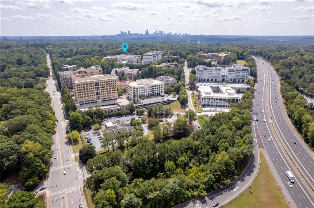 Atlanta, Georgia, 30327, United States, 2 Bedrooms Bedrooms, ,3 BathroomsBathrooms,Residential,For Sale,1895393