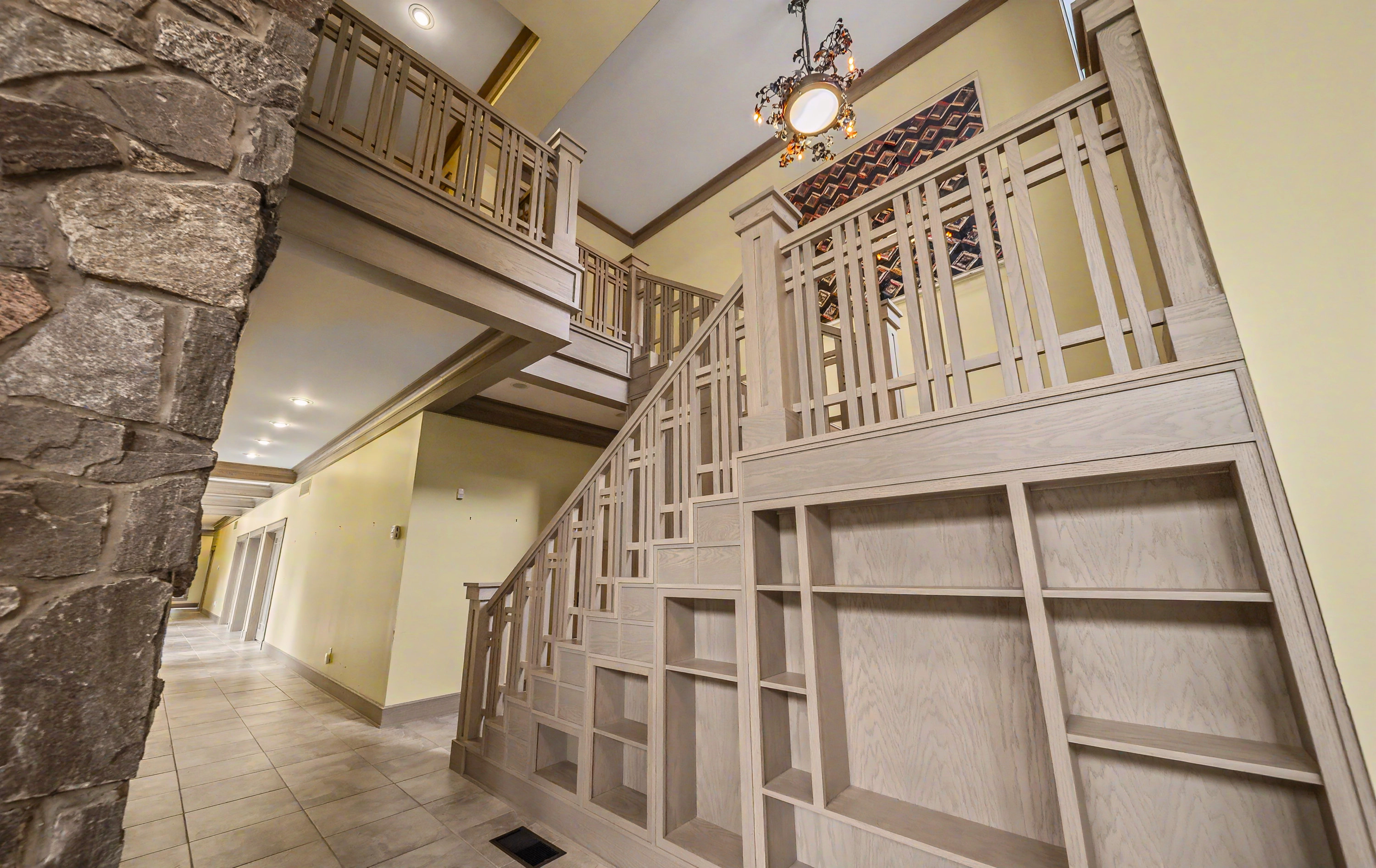  Stunning Prairie-Inspired Estate on 16 Acres of Scenic Woodlands - 物件實景