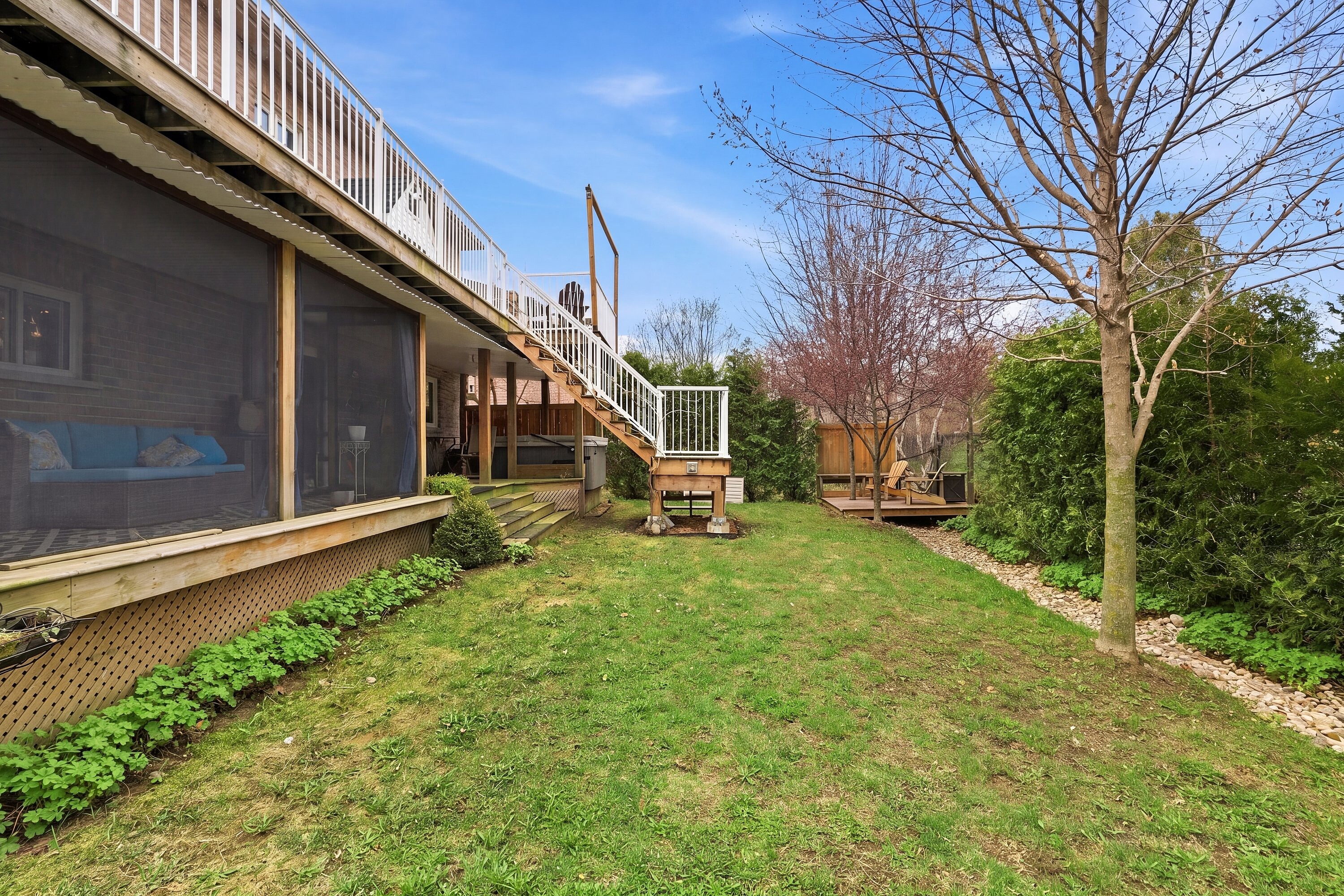  Rare Multi-Family Opportunity - 物件實景
