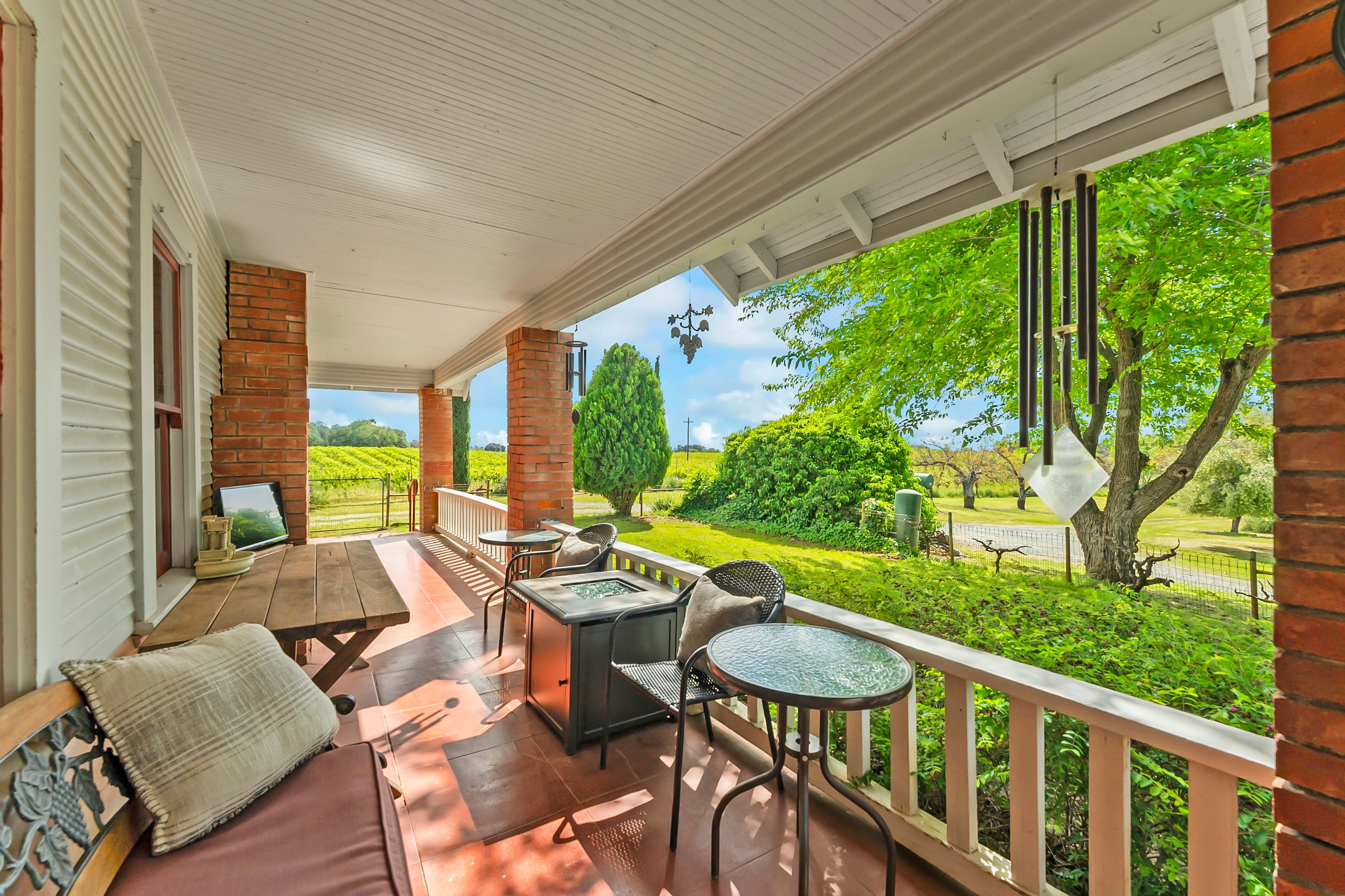  107 Acres - Seasonal Creek - Legacy - 物件實景