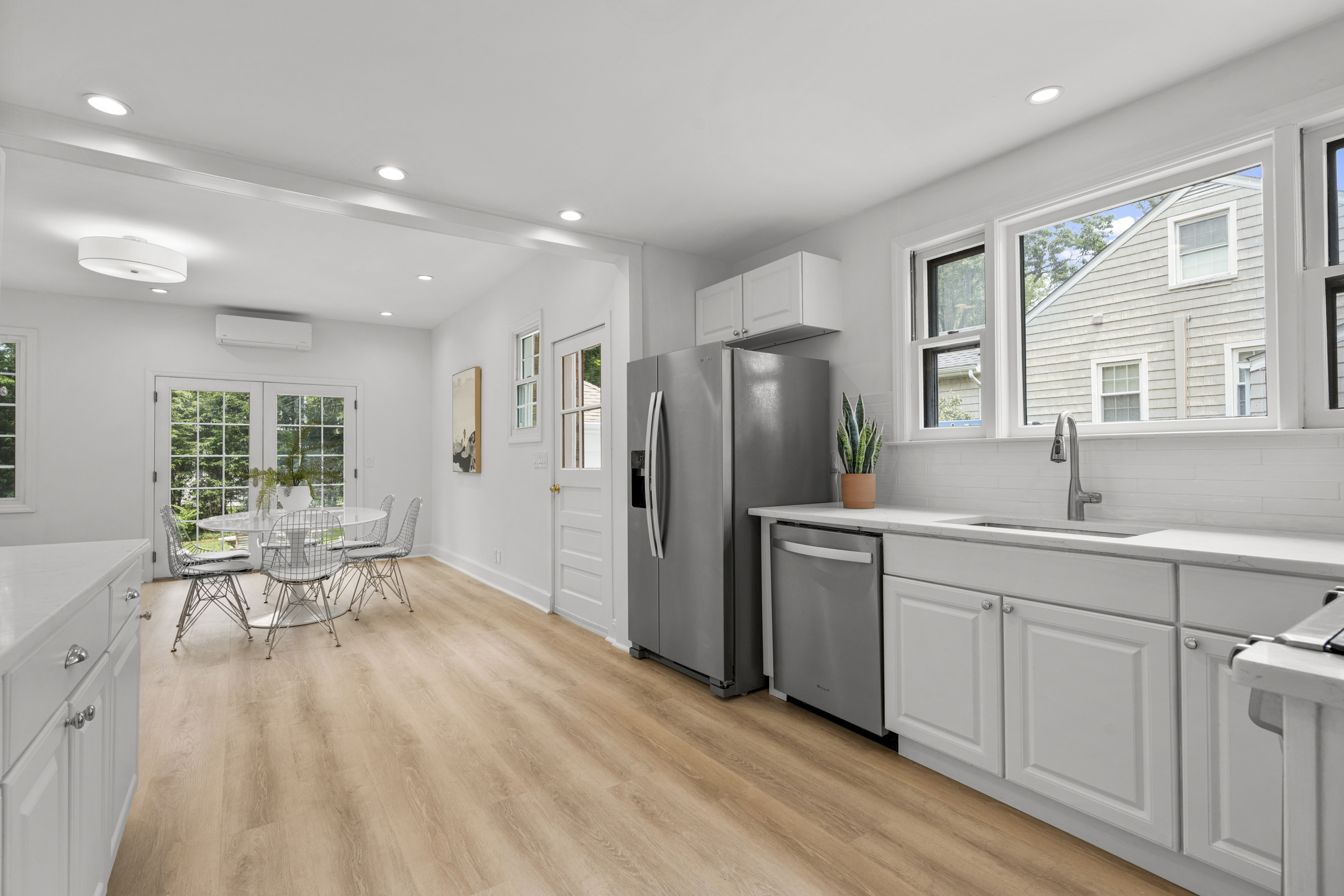  Charming English Cottage Brick Colonial in Scarsdale - 物件實景