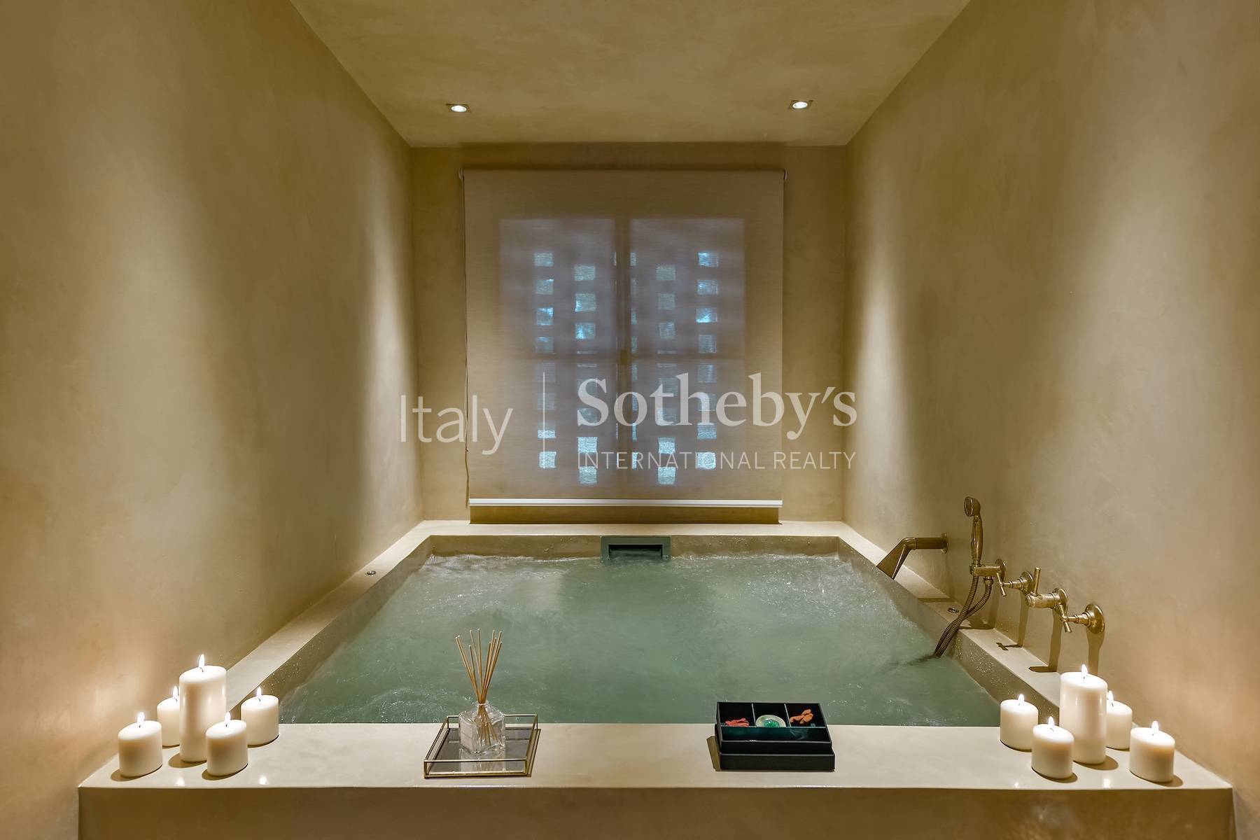  Splendid renovated castle with pool in the Florentine Chianti - 物件實景