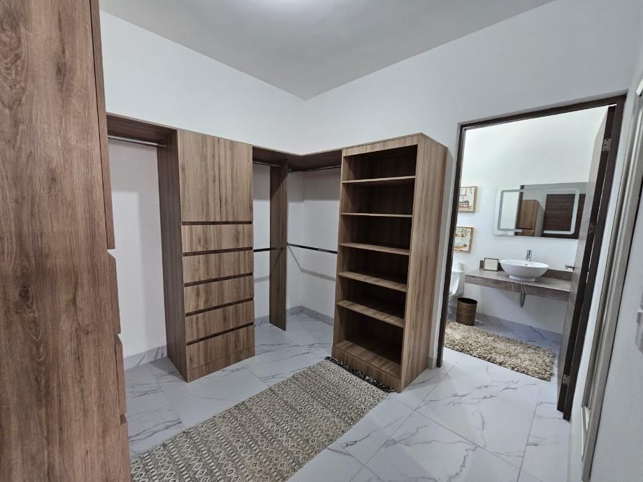 PASEO DEL CICLON, Torreón, Coahuila de Zaragoza, 27258, Mexico, 3 Bedrooms Bedrooms, ,3 BathroomsBathrooms,Residential,For Sale,PASEO DEL CICLON,1235284