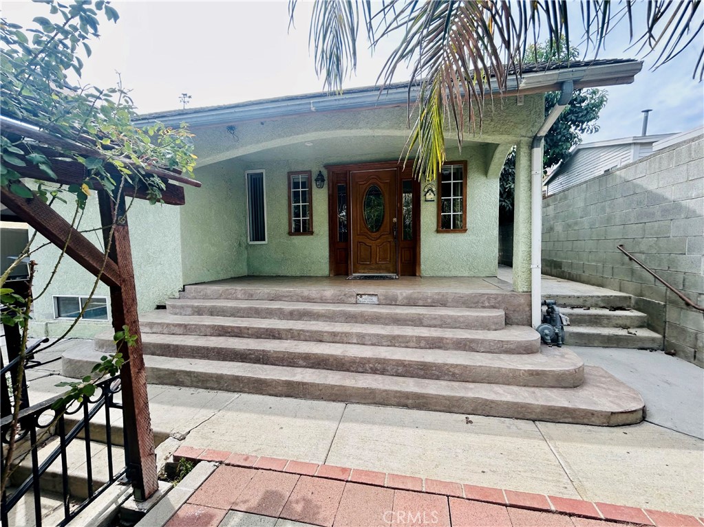 Los Angeles, California, 90033, United States, 4 Bedrooms Bedrooms, ,2 BathroomsBathrooms,Residential,For Sale,1938411