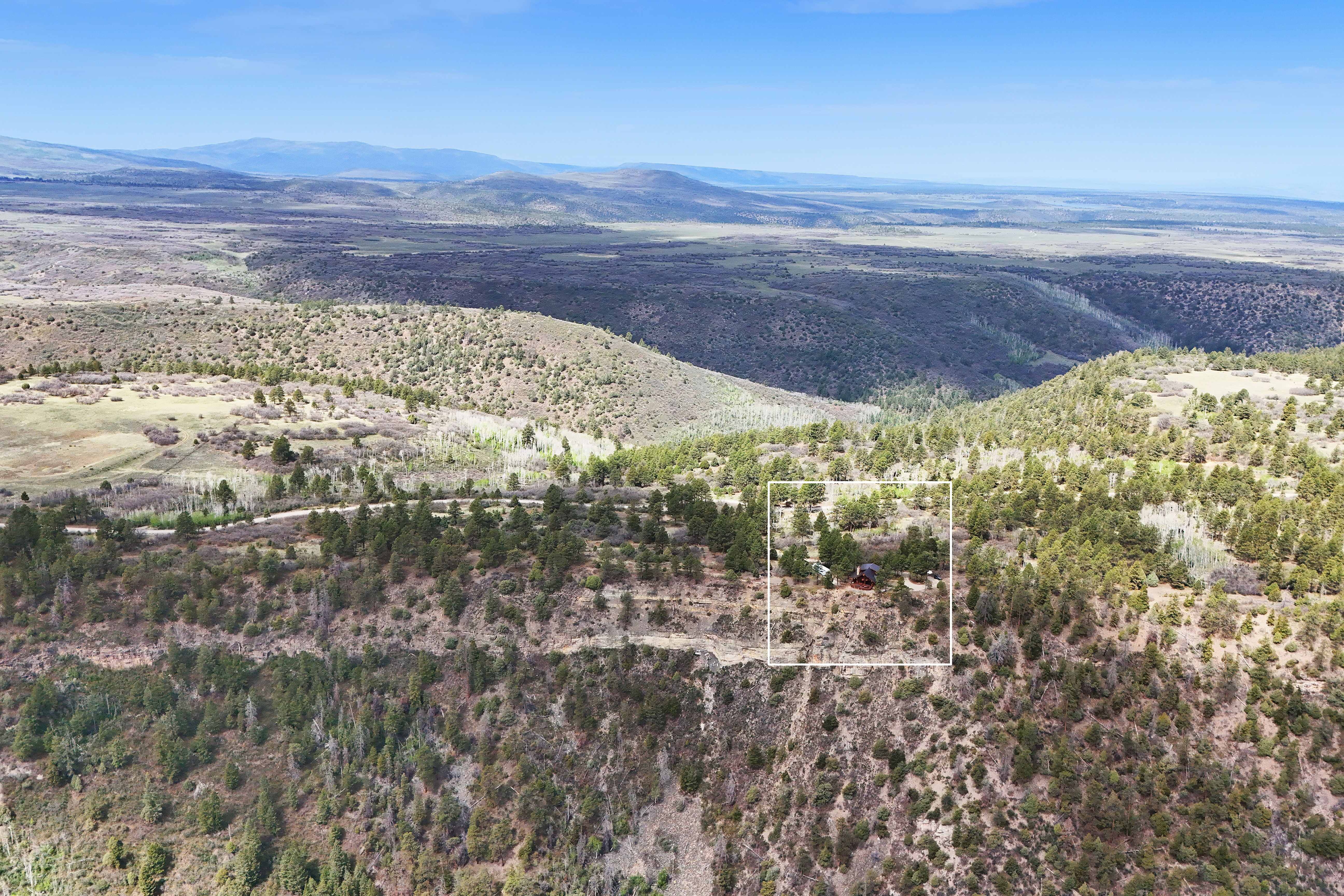  A Rare Mesa Retreat with Unobstructed Panoramic Views - 物件實景