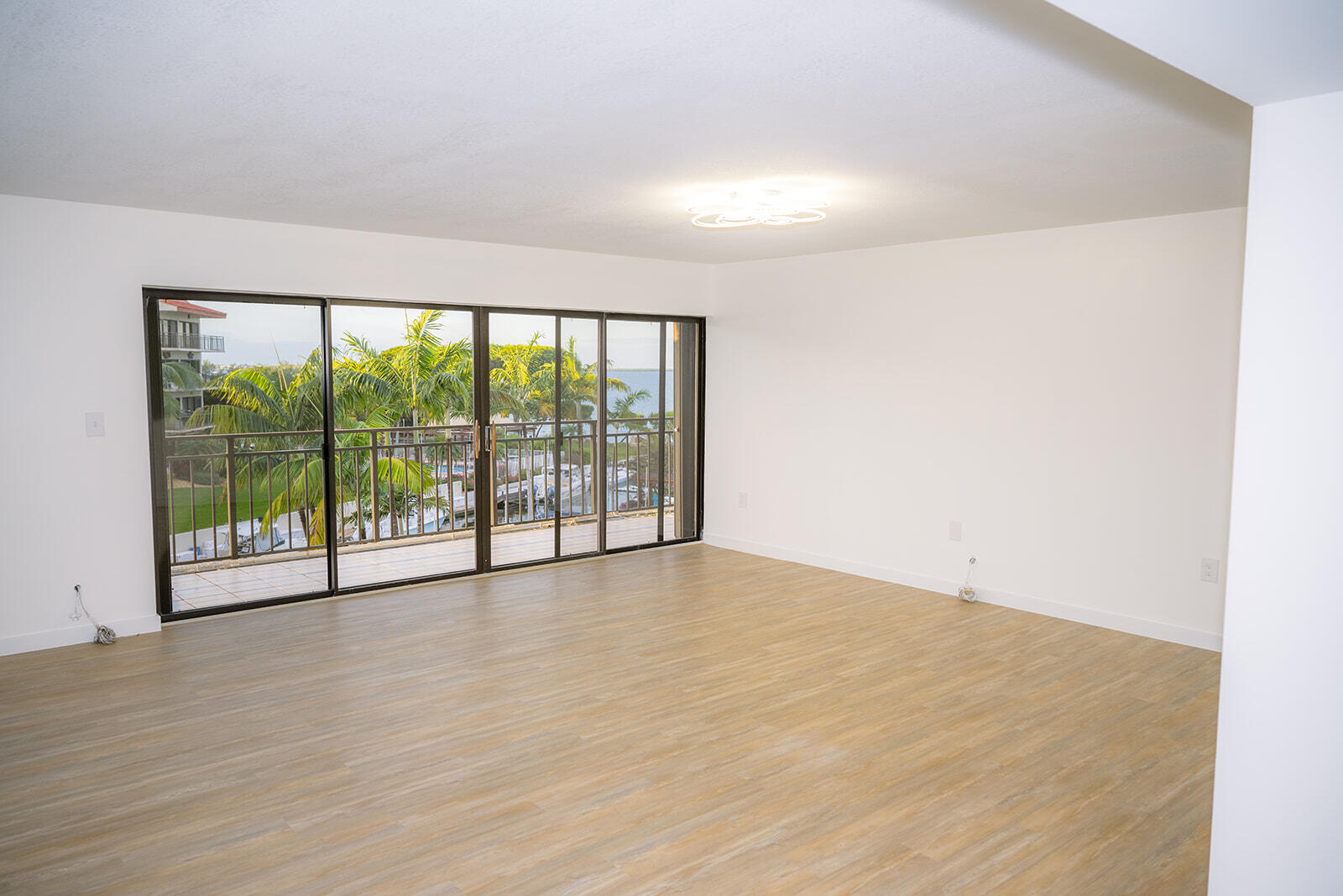 KEY LARGO, Florida, 33037, United States, 3 Bedrooms Bedrooms, ,2 BathroomsBathrooms,Residential,For Sale,1913329