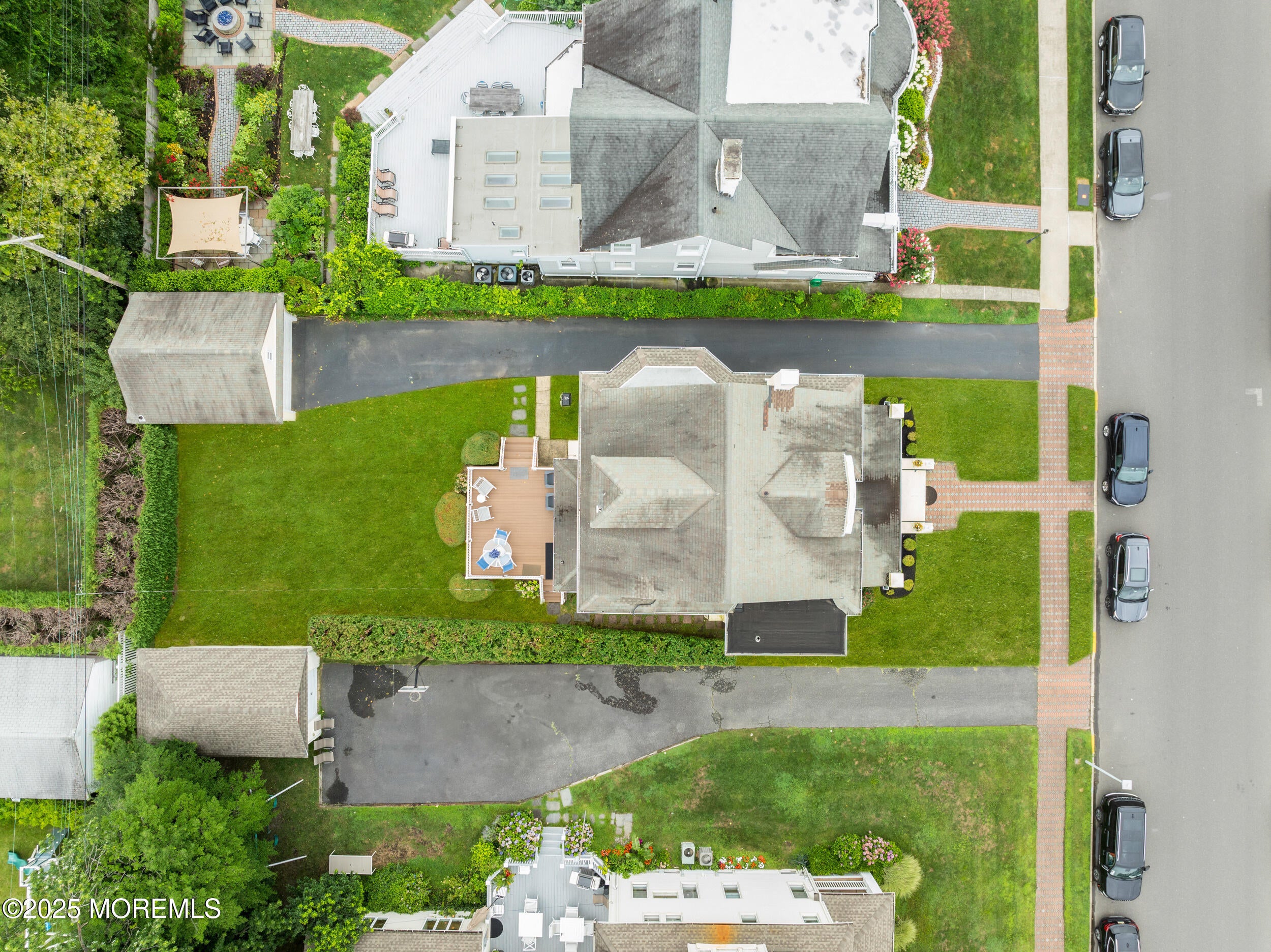 Allenhurst, New Jersey, 07711, United States, 6 Bedrooms Bedrooms, ,4 BathroomsBathrooms,Residential,For Sale,1973765