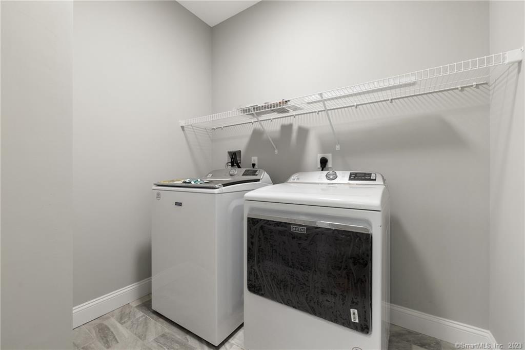 East Hampton, Connecticut, 06424, United States, 3 Bedrooms Bedrooms, ,2 BathroomsBathrooms,Residential,For Sale,1998442