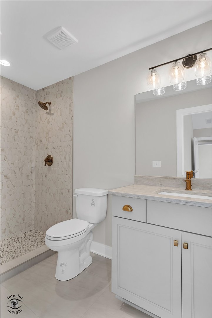 Frankfort, Illinois, 60423, United States, 4 Bedrooms Bedrooms, ,4 BathroomsBathrooms,Residential,For Sale,2001554