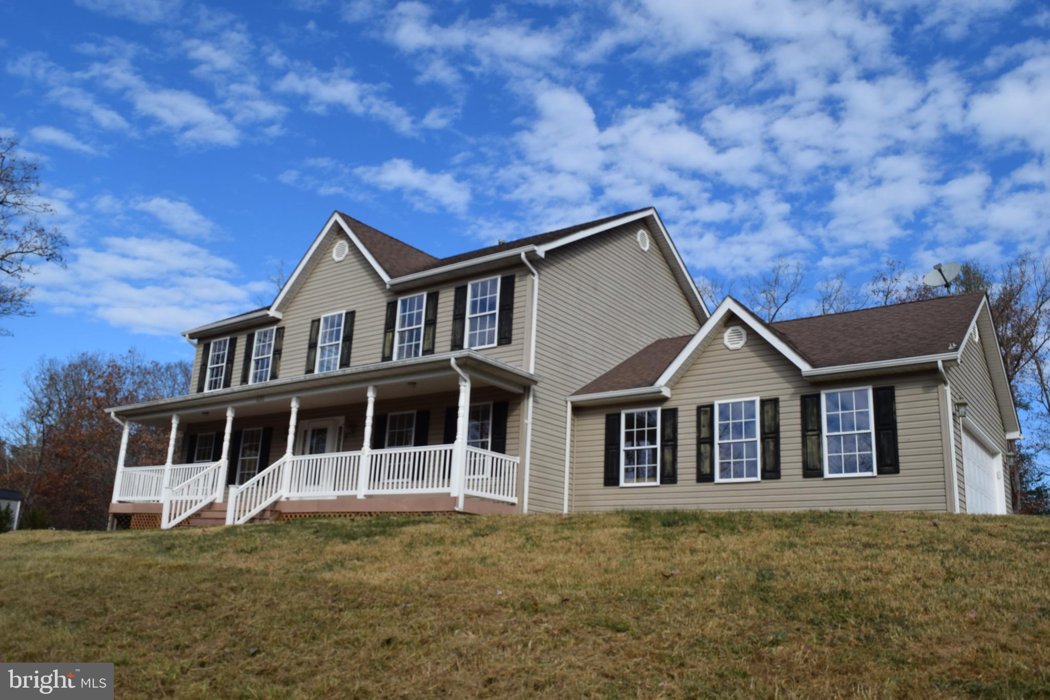 Winchester, Virginia, 22603, United States, 4 Bedrooms Bedrooms, ,4 BathroomsBathrooms,Residential,For Sale,1942583