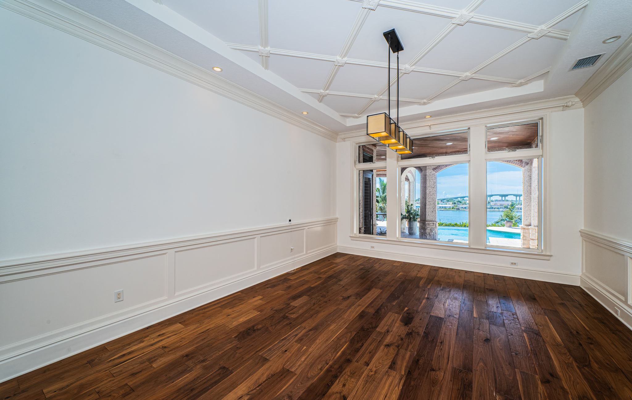 118 Harbor View Lane, Belleair Bluffs, Florida, 33770, United States, 5 Bedrooms Bedrooms, ,6 BathroomsBathrooms,Residential,For Sale,118 Harbor View Lane,1689192